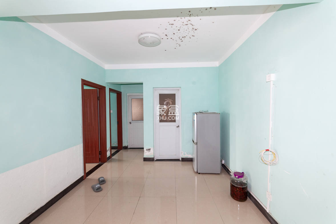 鼎丰前城 2室2厅1卫 52.0万 鼎丰前城 2室2厅1卫 52.0万客厅