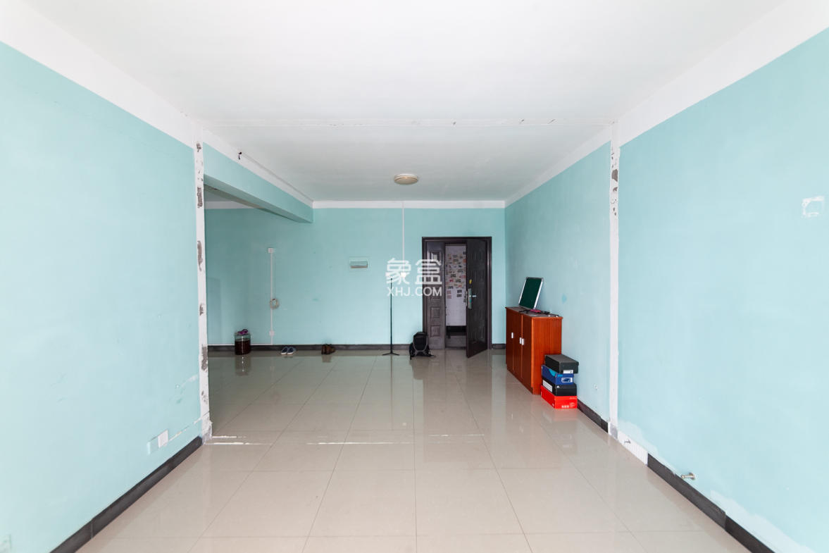 鼎丰前城 2室2厅1卫 52.0万 鼎丰前城 2室2厅1卫 52.0万客厅