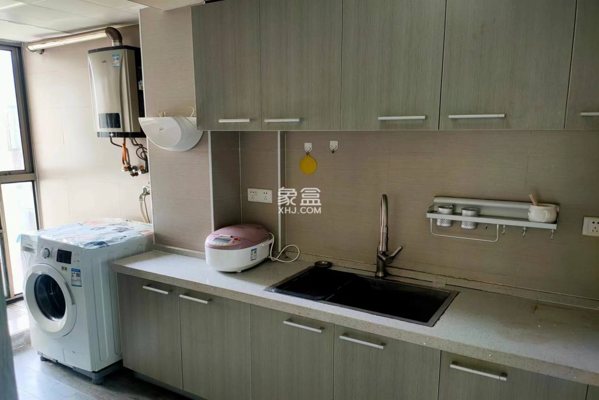 奥园广场 3室2厅2卫 90.0万 奥园广场 3室2厅2卫 90.0万室内图