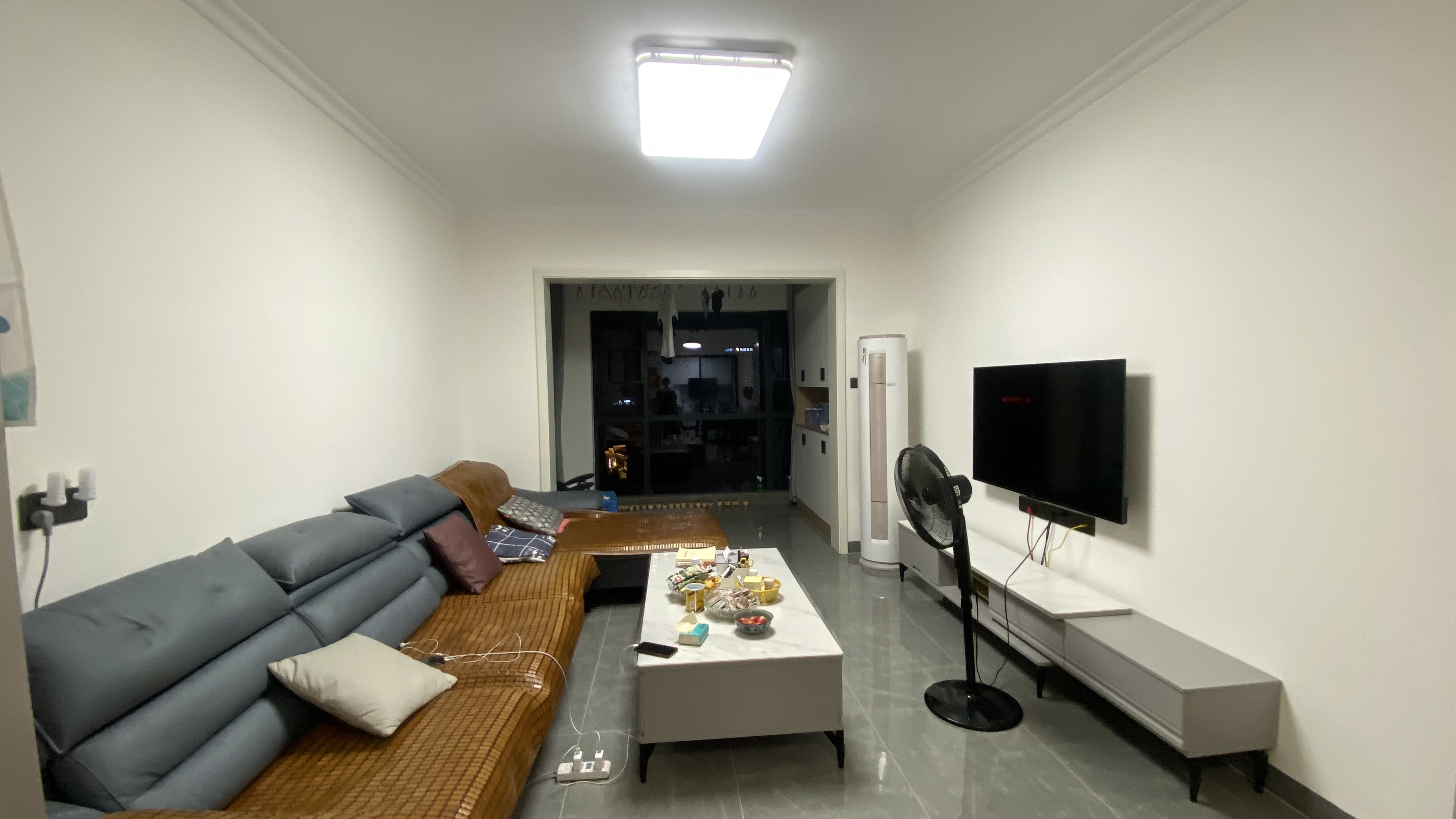 提香蓝岸 3室2厅1卫 62.0万 提香蓝岸 3室2厅1卫 62.0万室内图