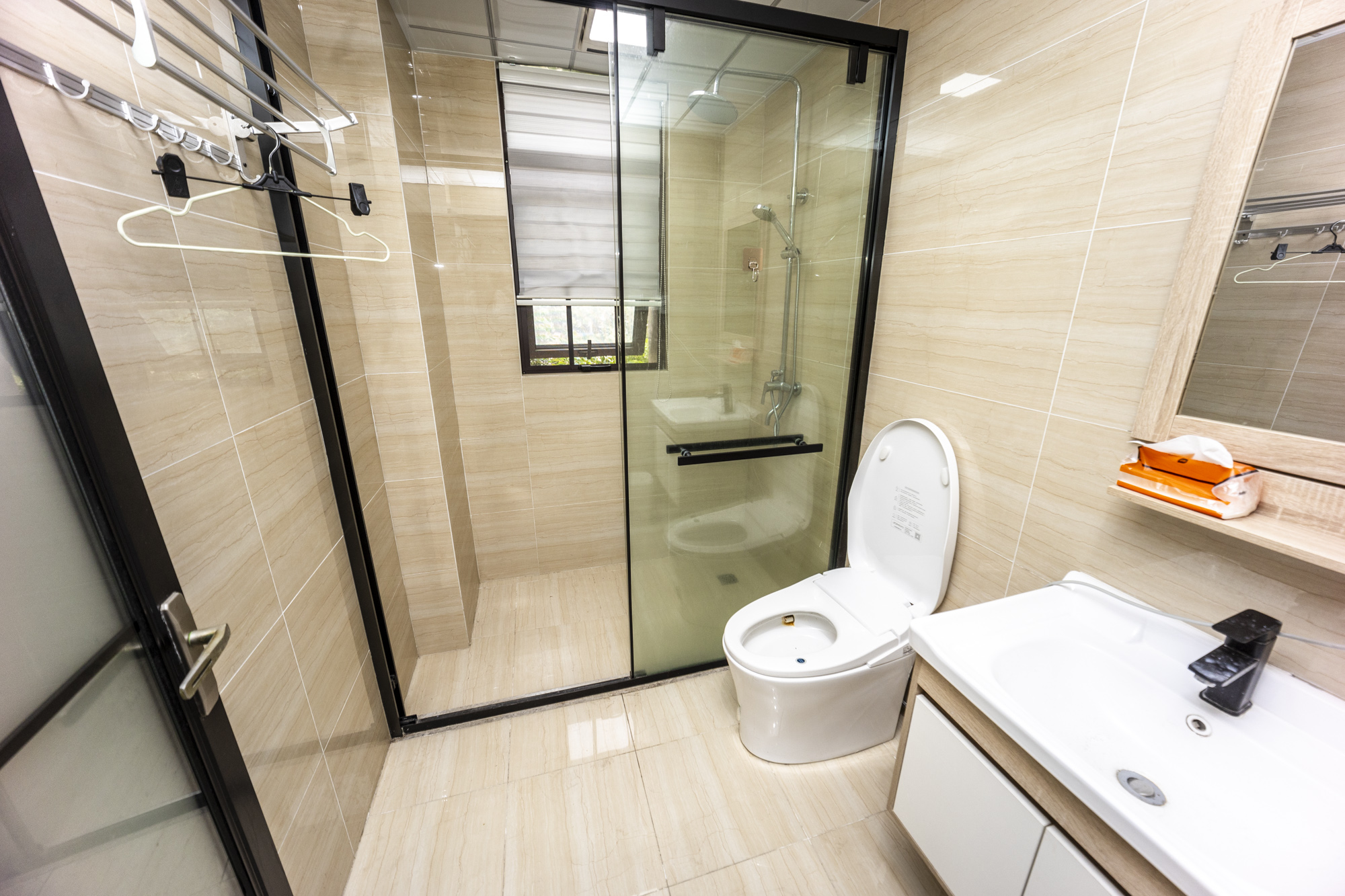 中建江山壹號(hào)  5室2廳2衛(wèi)    399.0萬衛(wèi)生間