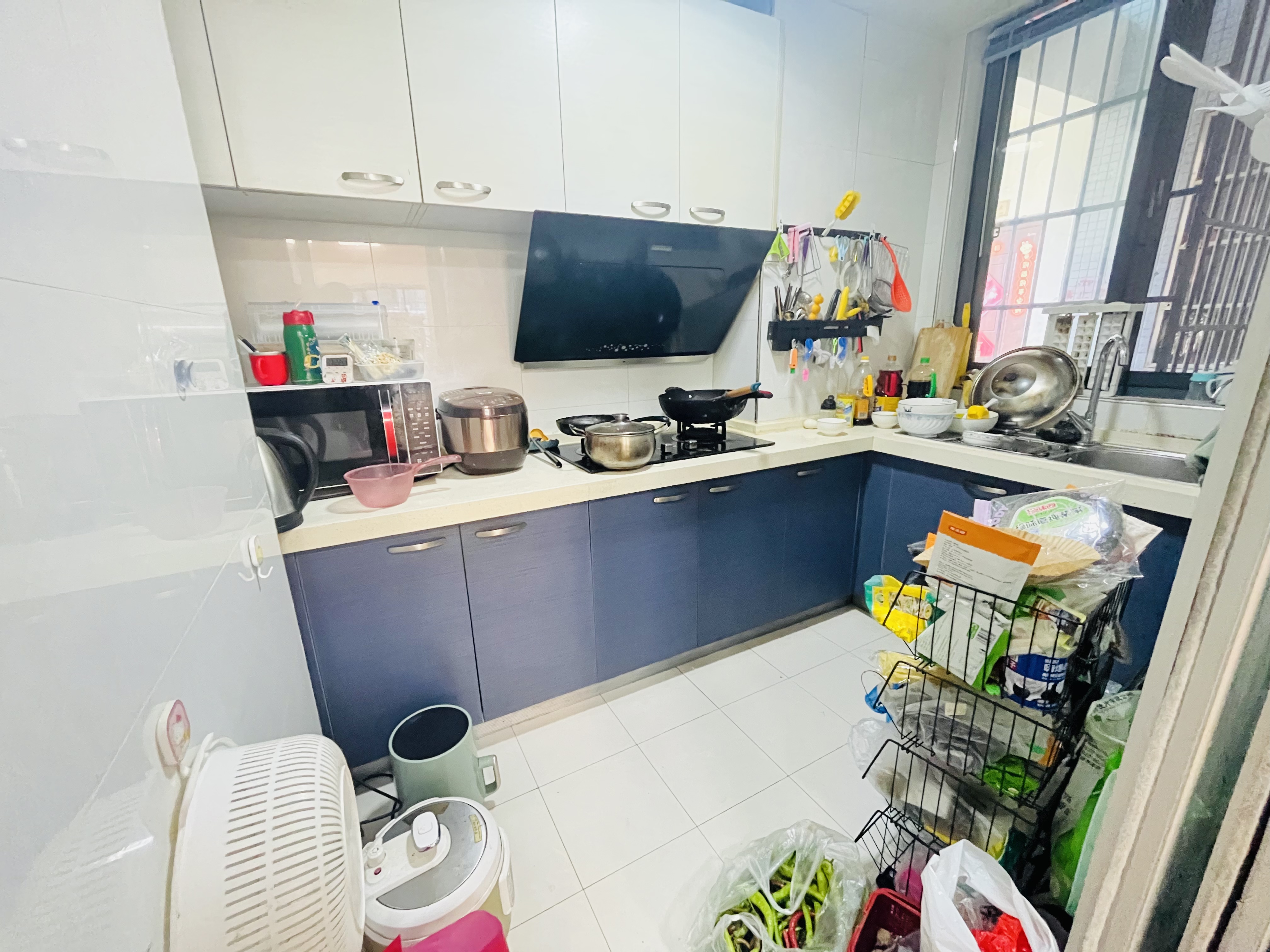 新府华城 3室2厅1卫 49.8万 新府华城 3室2厅1卫 49.8万客厅