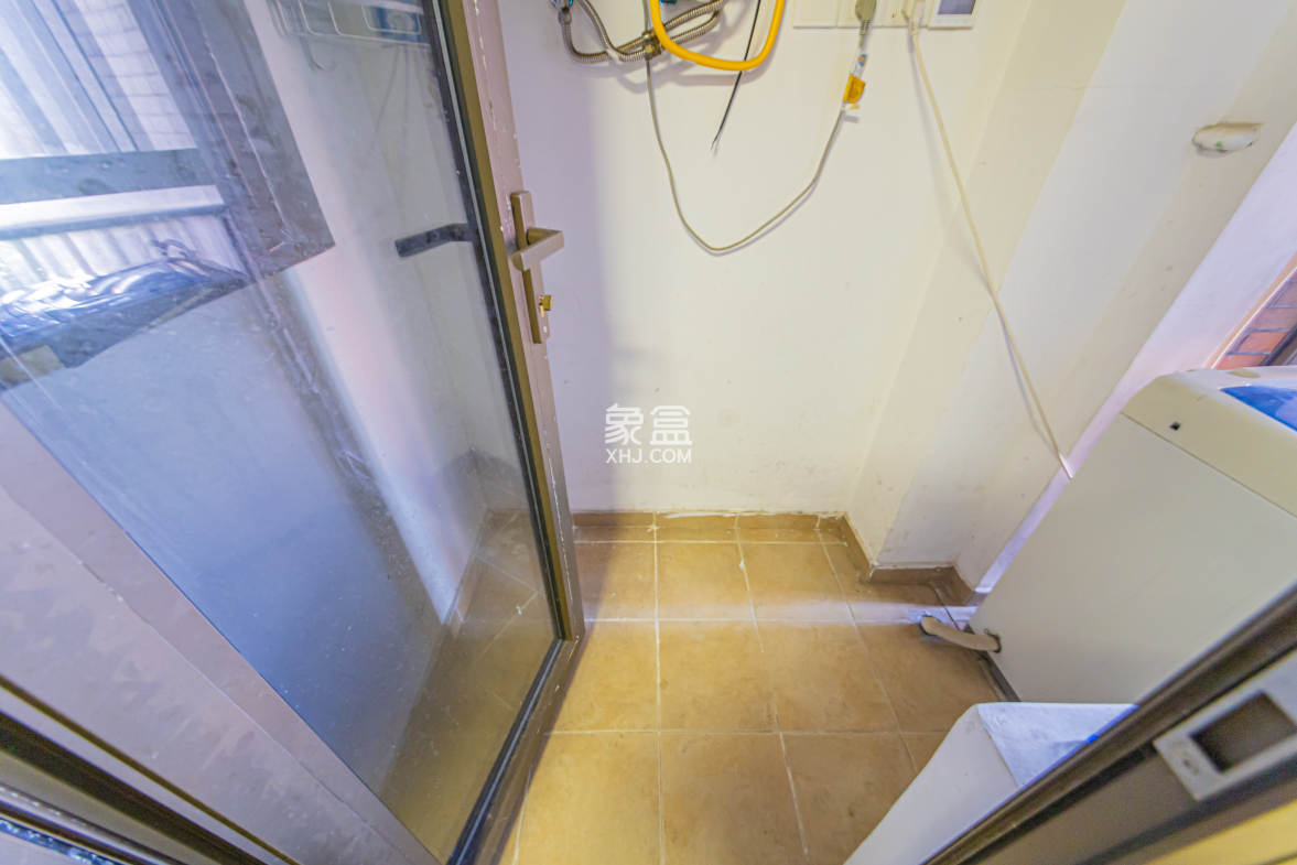 绿地公馆(绿地名邸) 1室1厅1卫 67.00万 绿地公馆(绿地名邸) 1室1厅1卫 67.00万厨房