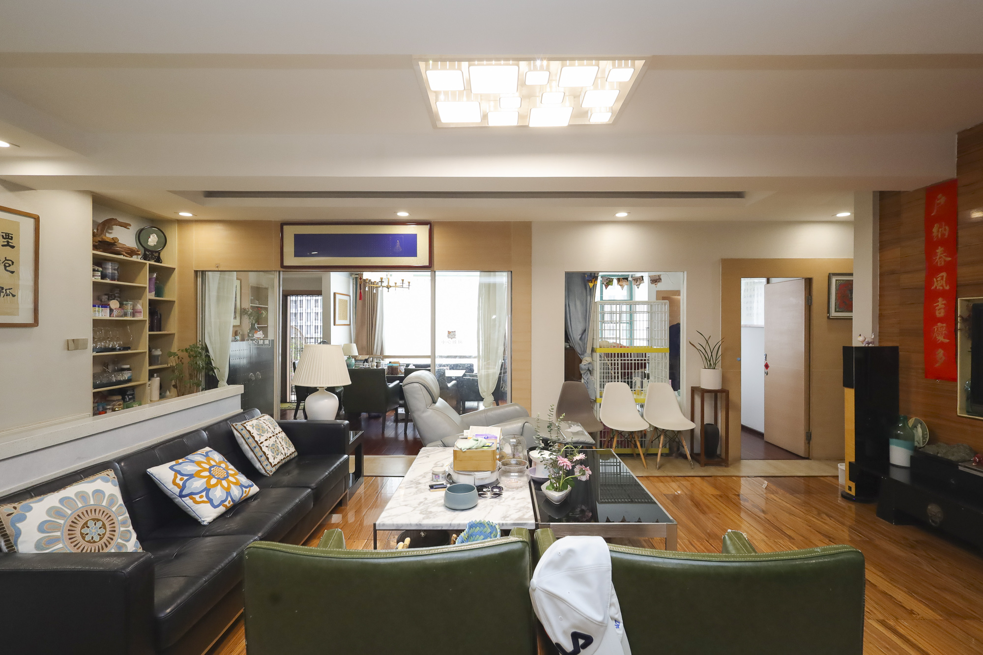 景秀江山  6室2厅3卫    260.0万 景秀江山  6室2厅3卫    260.0万客厅