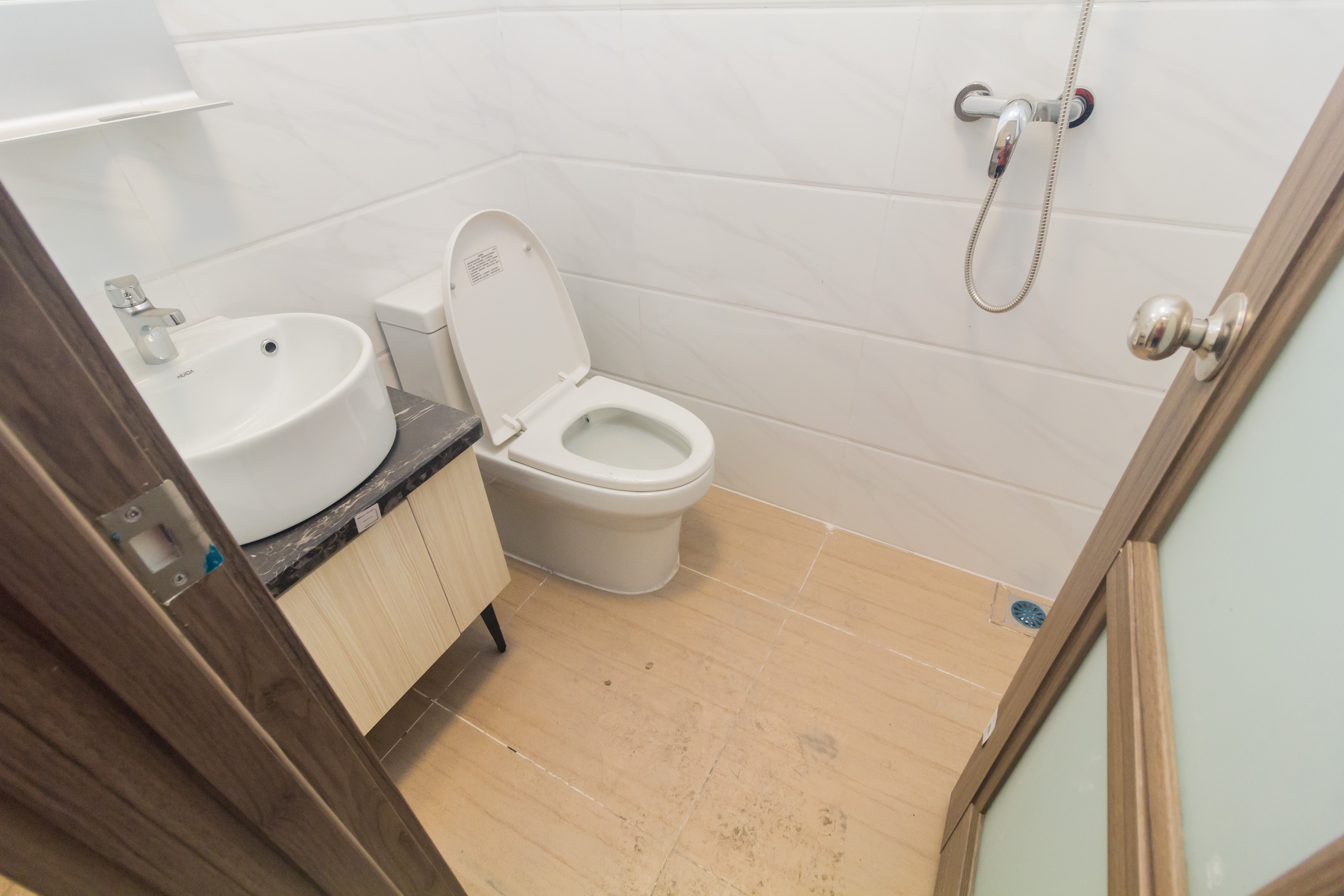 碧桂园星荟  1室1厅1卫    15.8万 碧桂园星荟  1室1厅1卫    15.8万卫生间