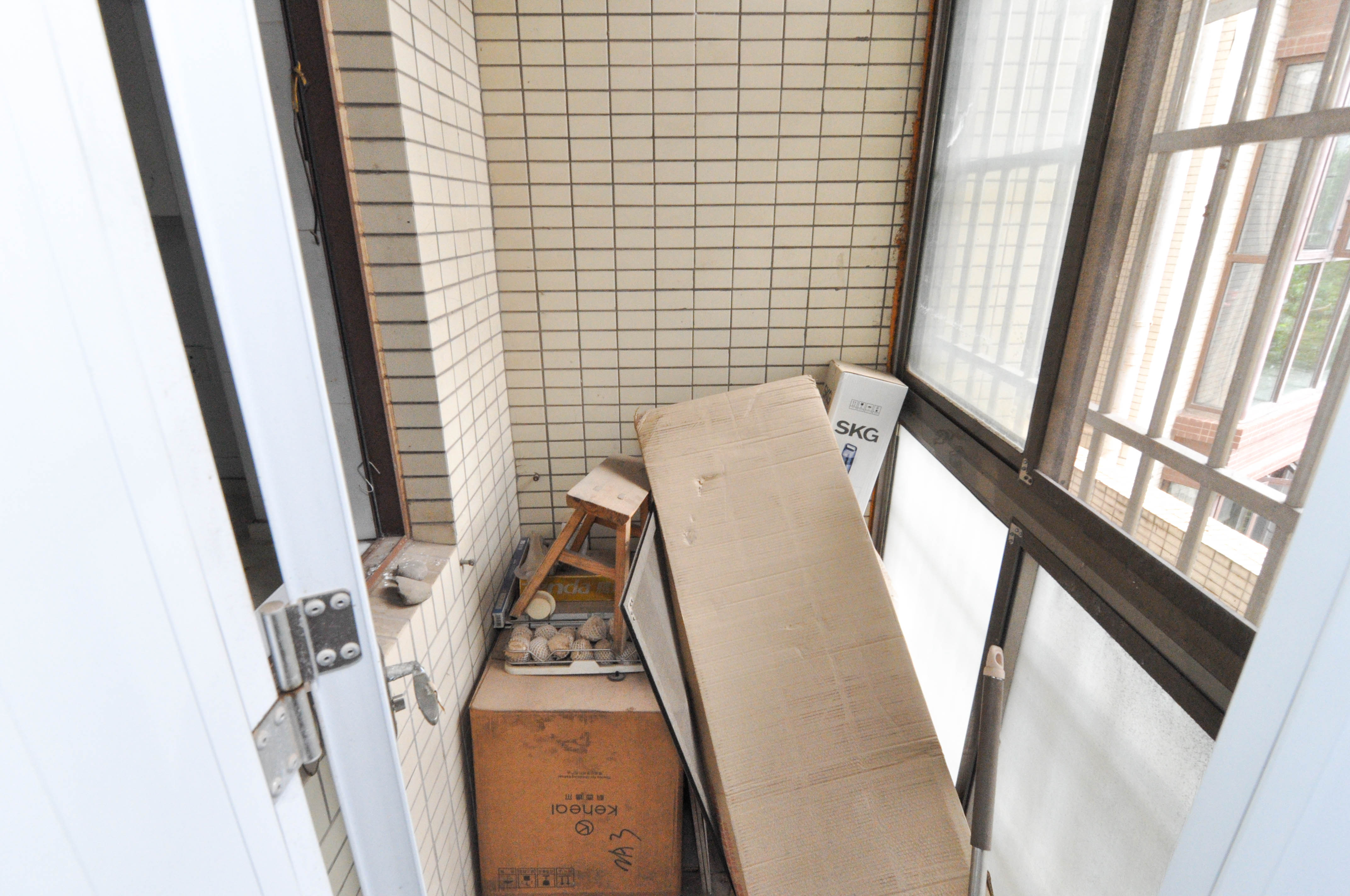 高信向日葵  3室2厅2卫    105.0万卫生间