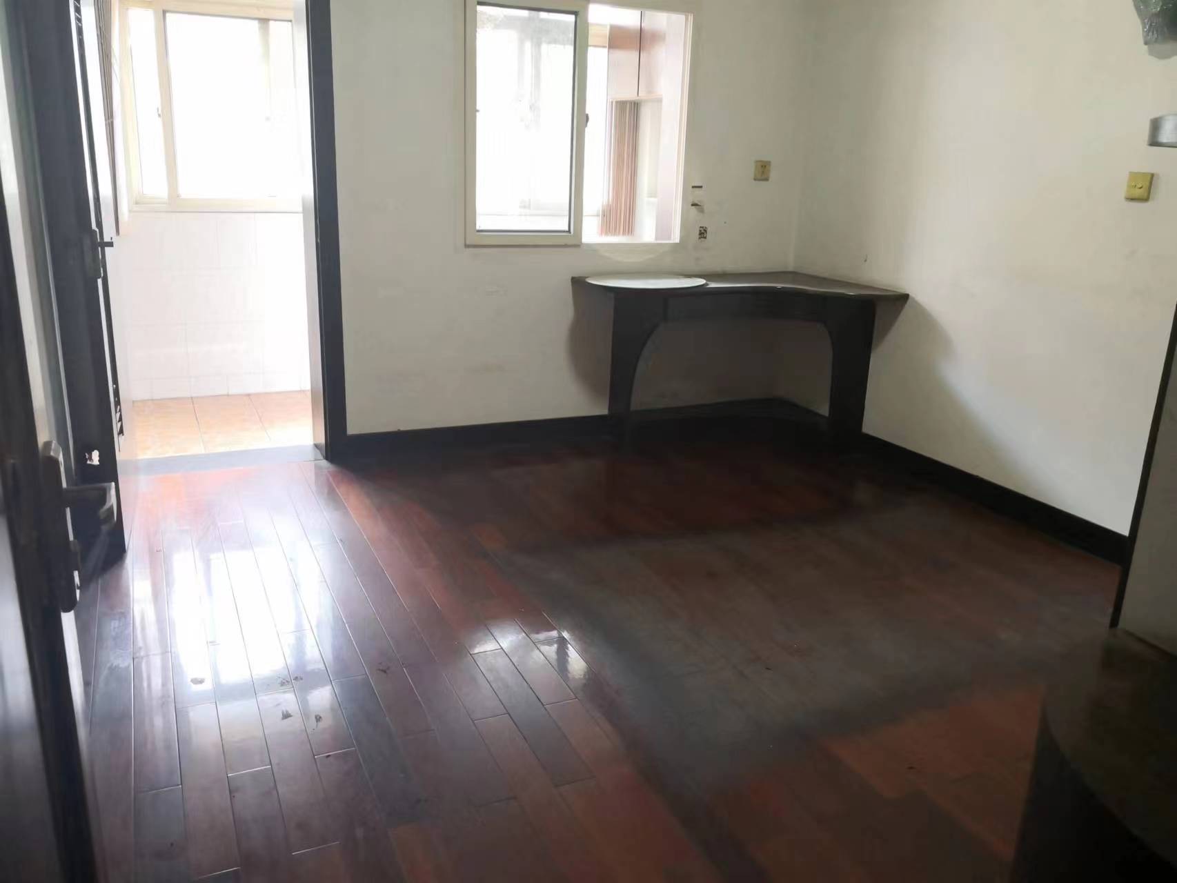 合泰大街 3室2厅2卫 36.0万 合泰大街 3室2厅2卫 36.0万室内图