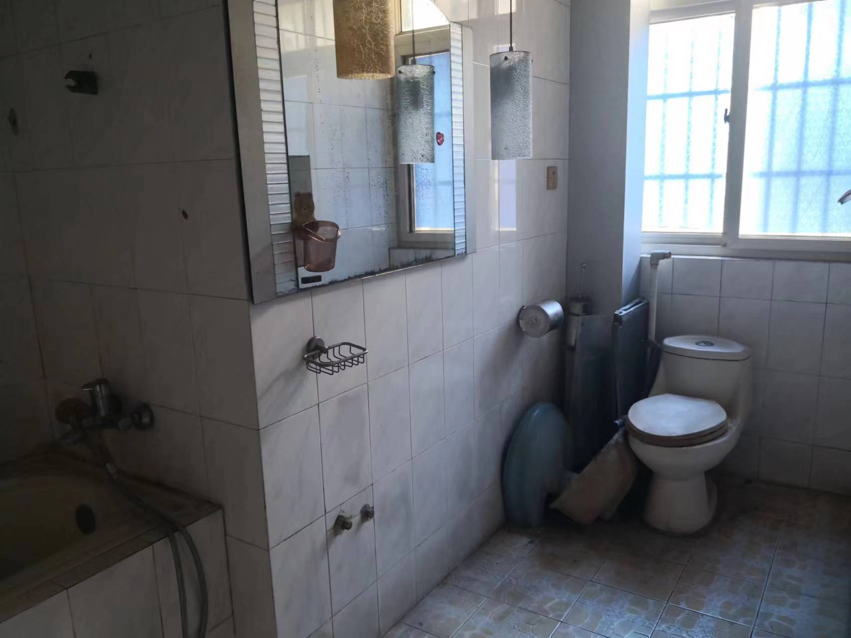 合泰大街 3室2厅2卫 36.0万 合泰大街 3室2厅2卫 36.0万室内图