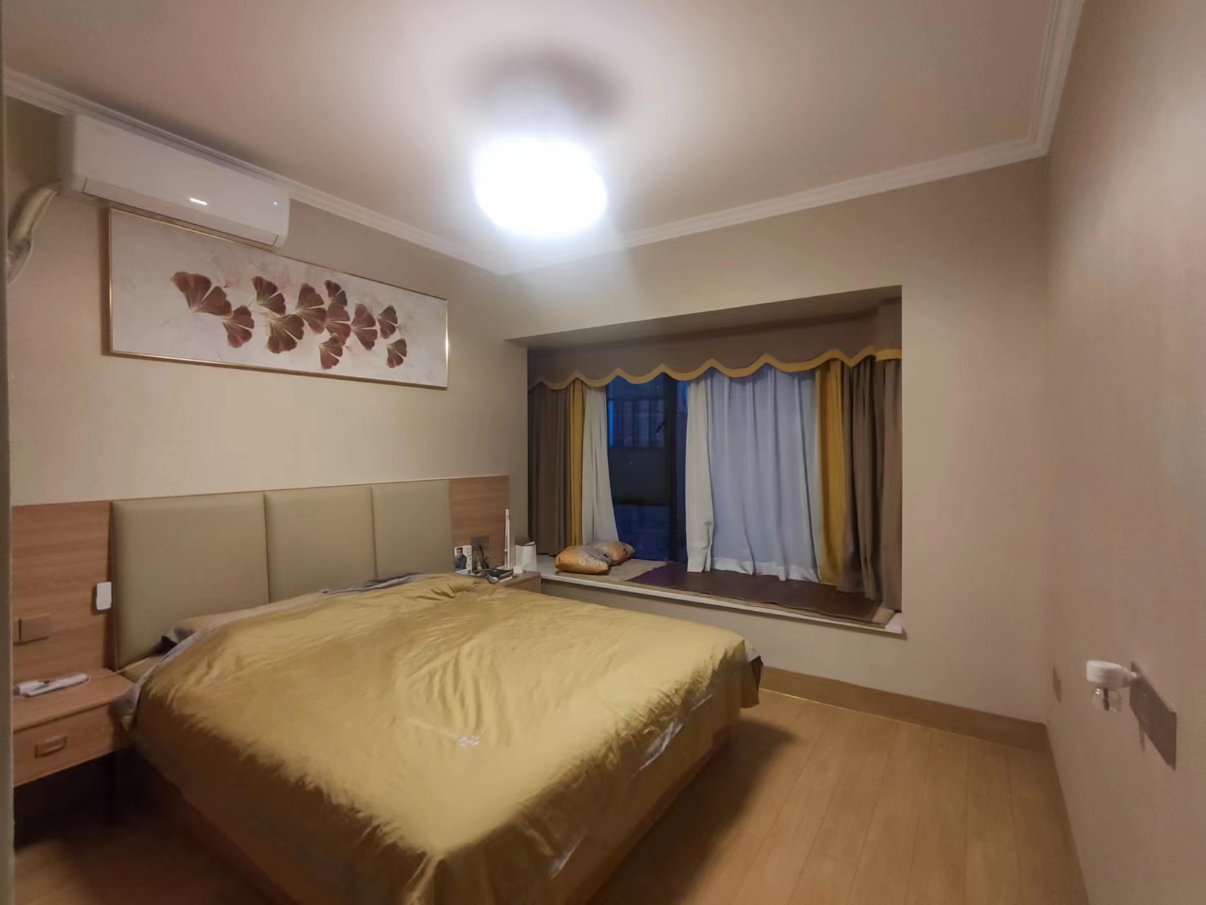 翡翠公园(北大资源) 4室2厅2卫 87.0万 翡翠公园(北大资源) 4室2厅2卫 87.0万室内图