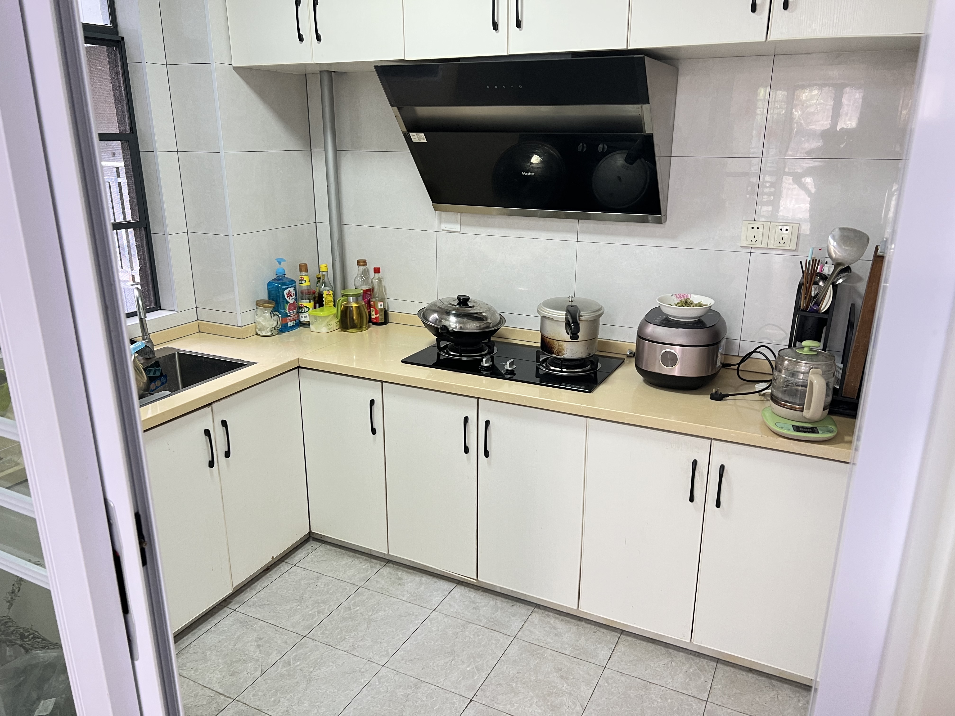 时代新城(翰林府) 6室2厅2卫 88.0万 时代新城(翰林府) 6室2厅2卫 88.0万室内图