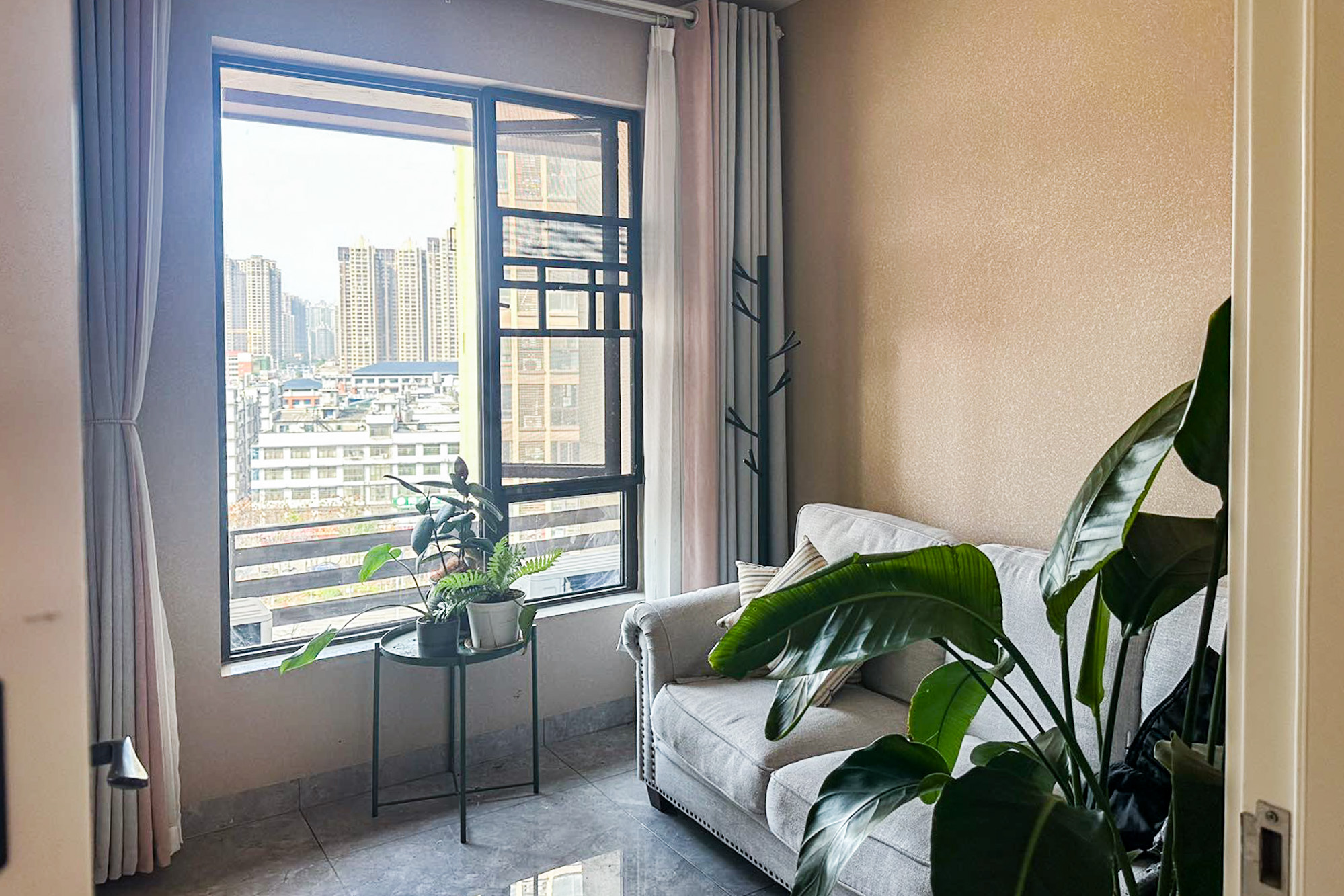 龙湖湘风原著(龙湖湘风星城) 4室2厅2卫 100.00万 龙湖湘风原著(龙湖湘风星城) 4室2厅2卫 100.00万其他