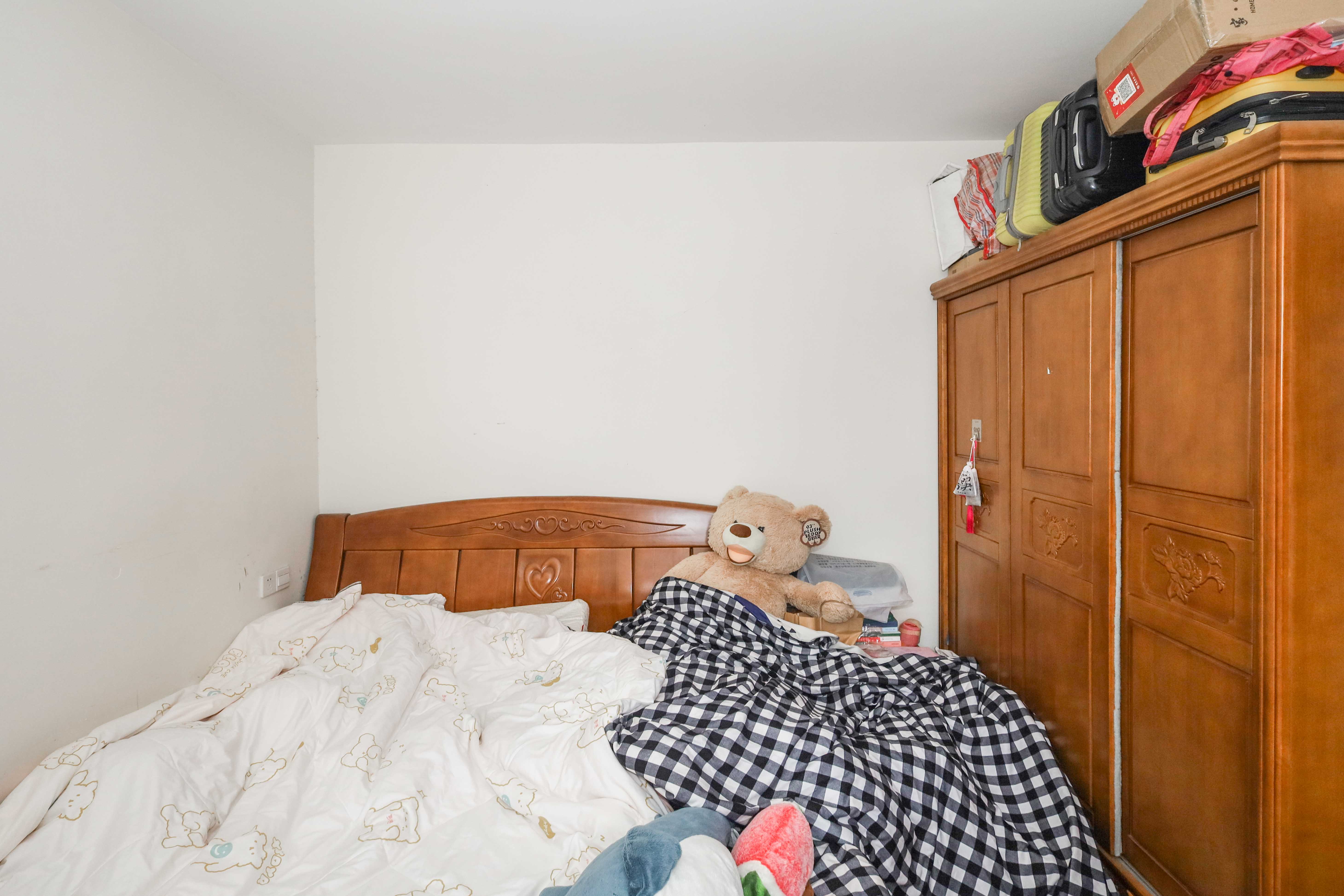 旭辉御府 3室2厅1卫 90.0万 旭辉御府 3室2厅1卫 90.0万卧室