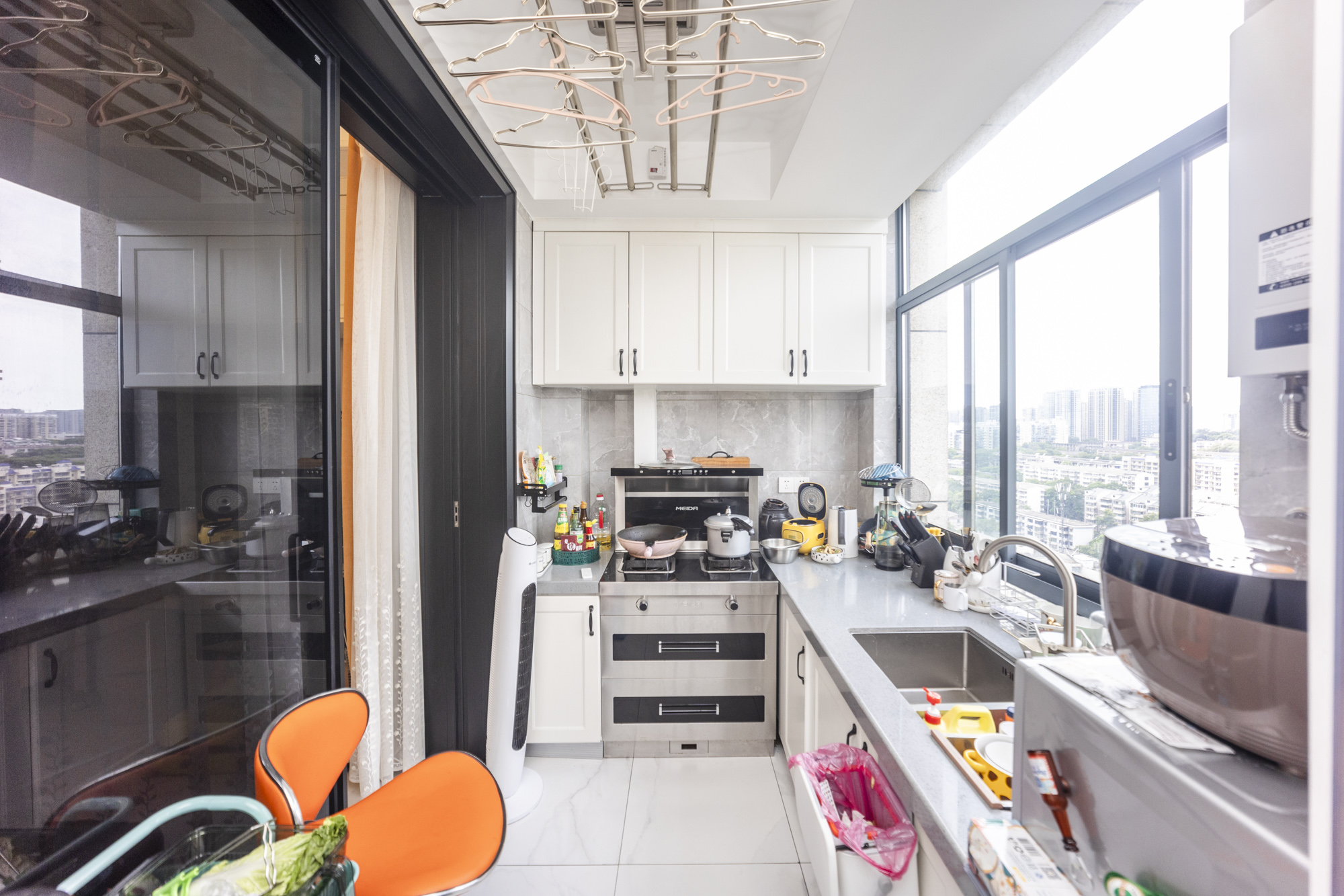 江南华府 1室1厅1卫 32.0万 江南华府 1室1厅1卫 32.0万厨房