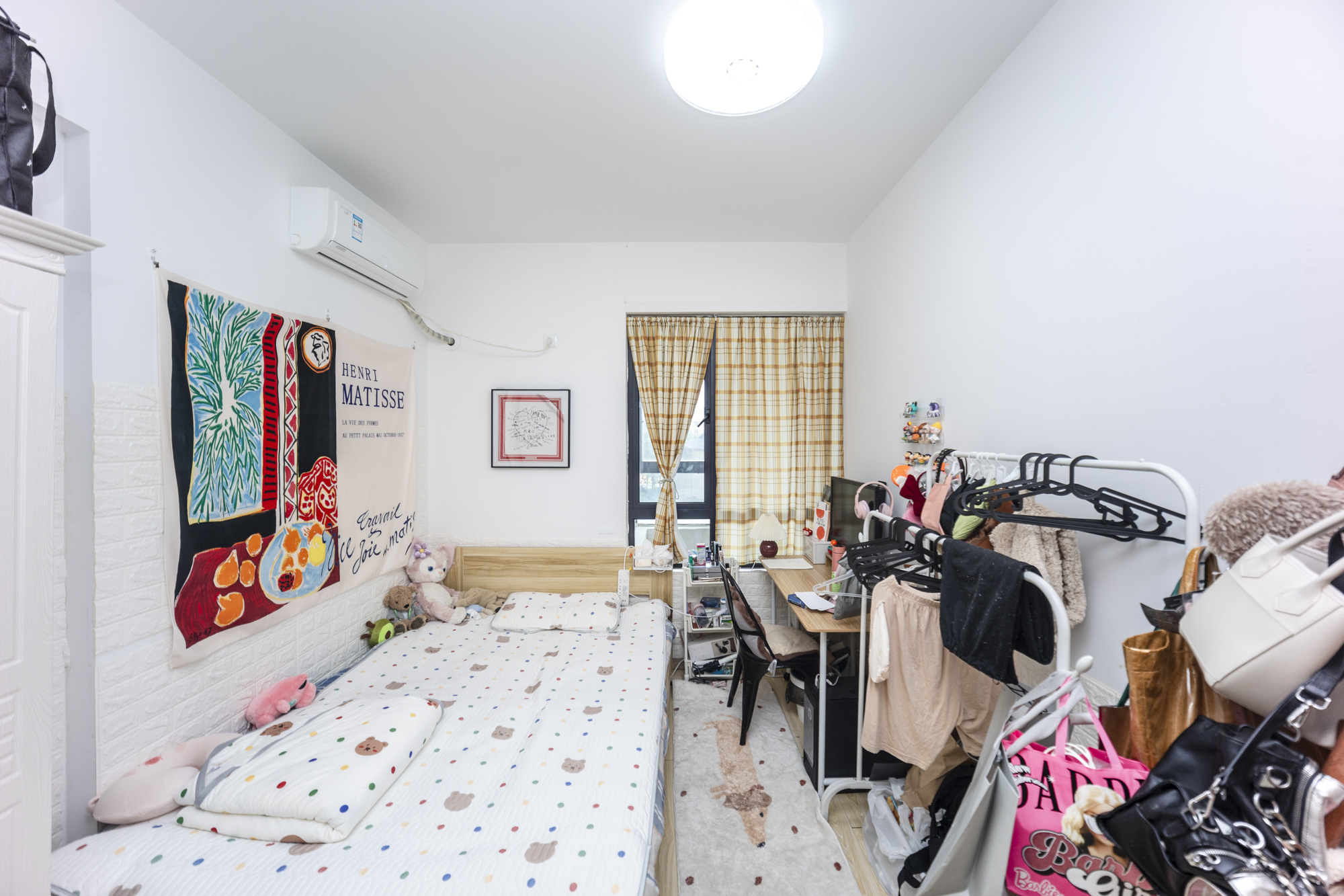 荣悦台  3室2厅1卫   168.00万卧室