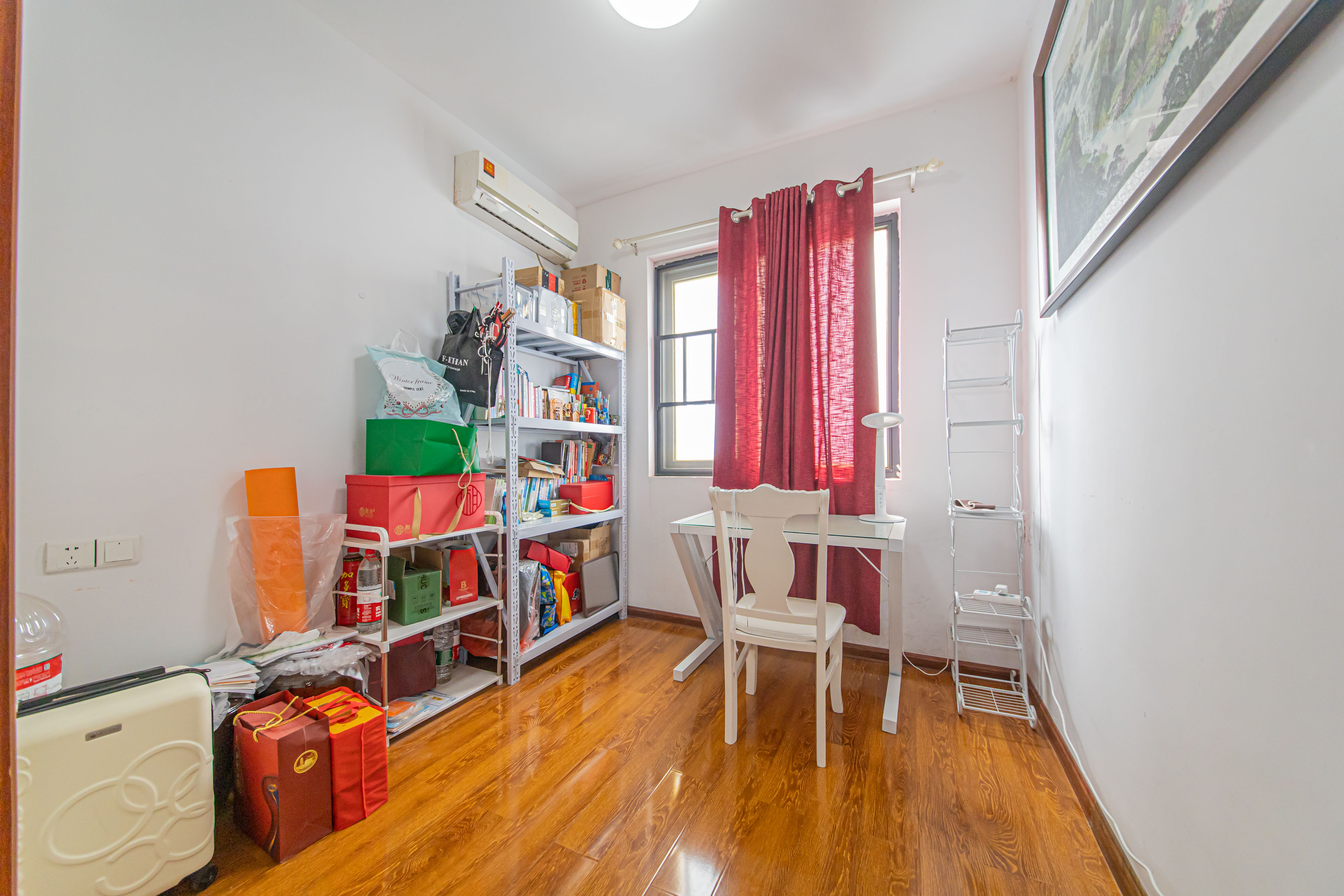 丽水熙园  3室2厅1卫    104.9万 丽水熙园  3室2厅1卫    104.9万卧室