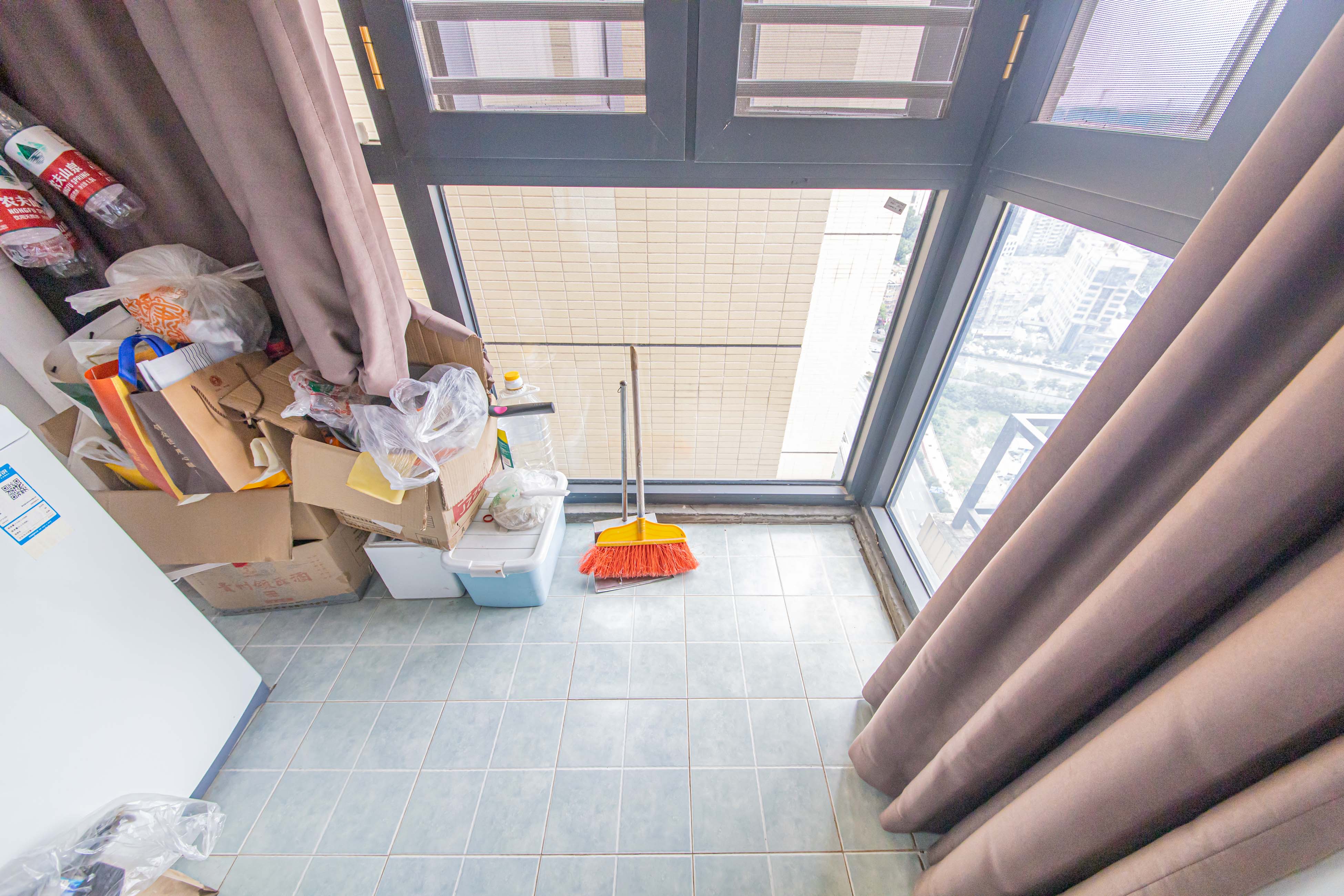 丽水熙园  3室2厅1卫    104.9万 丽水熙园  3室2厅1卫    104.9万阳台