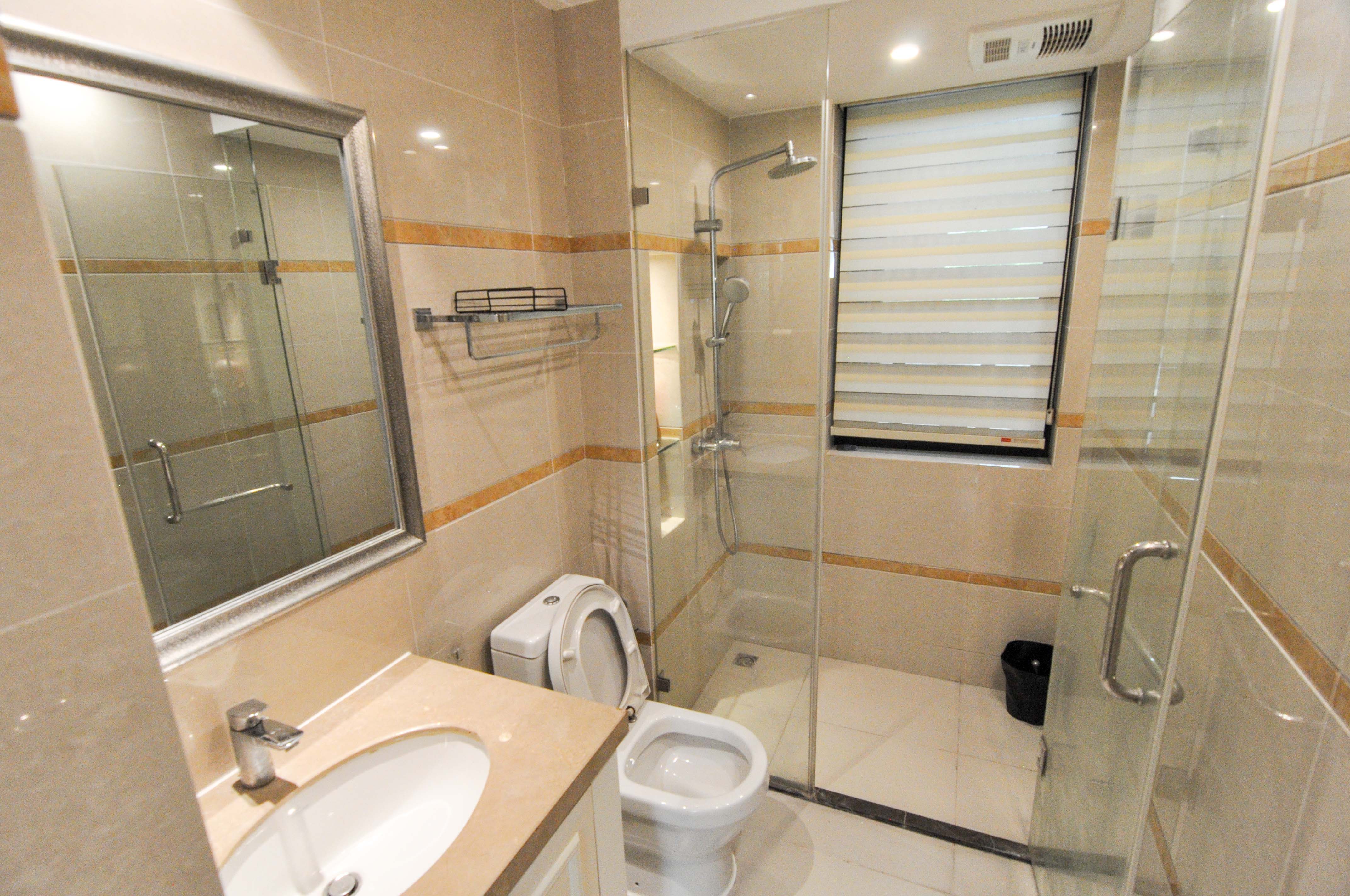 梅溪湖金茂府（金茂广场）（金茂览秀城）  3室2厅2卫    237.8万卫生间