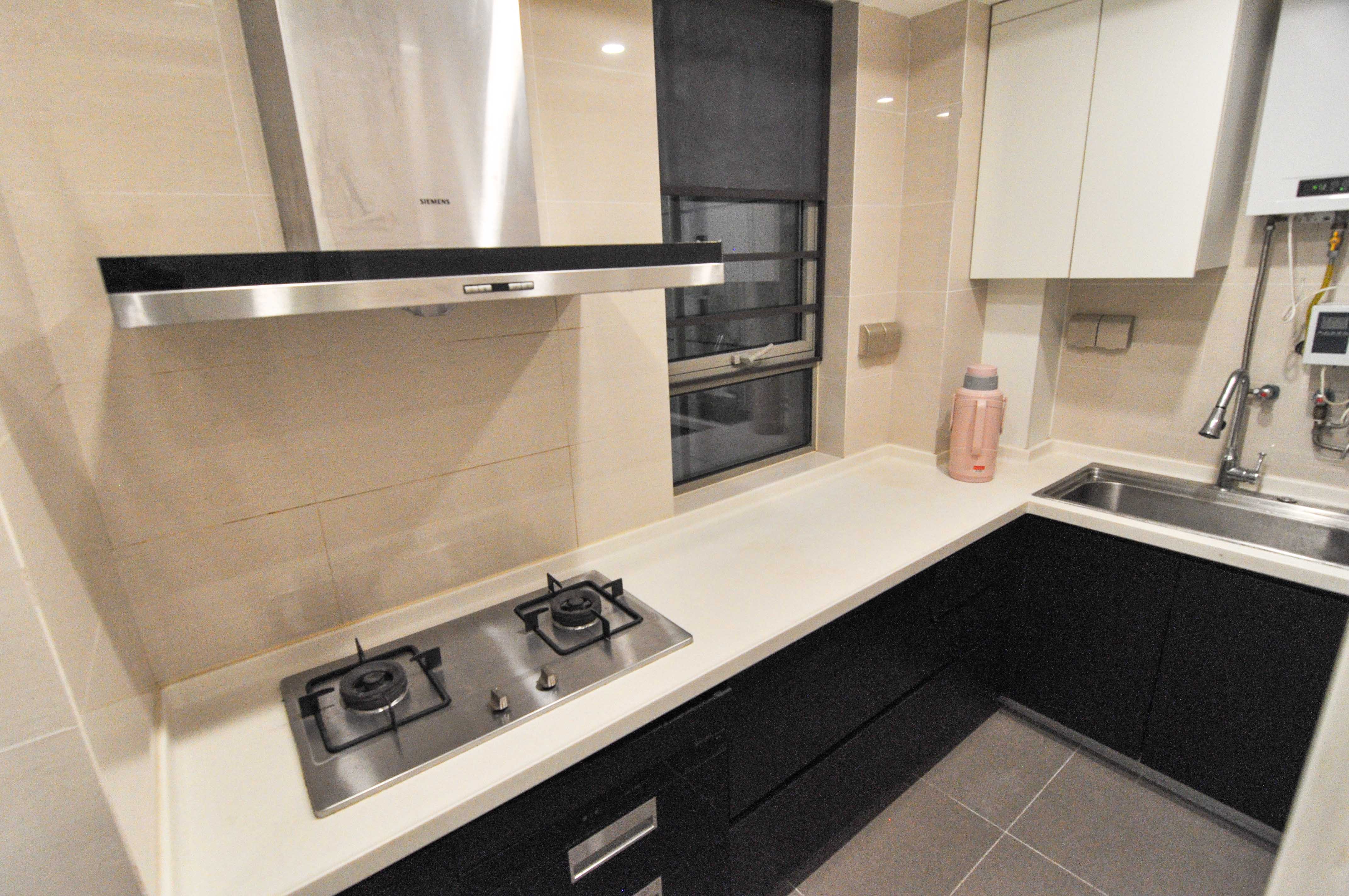 梅溪湖金茂府（金茂广场）（金茂览秀城）  3室2厅2卫    237.8万厨房