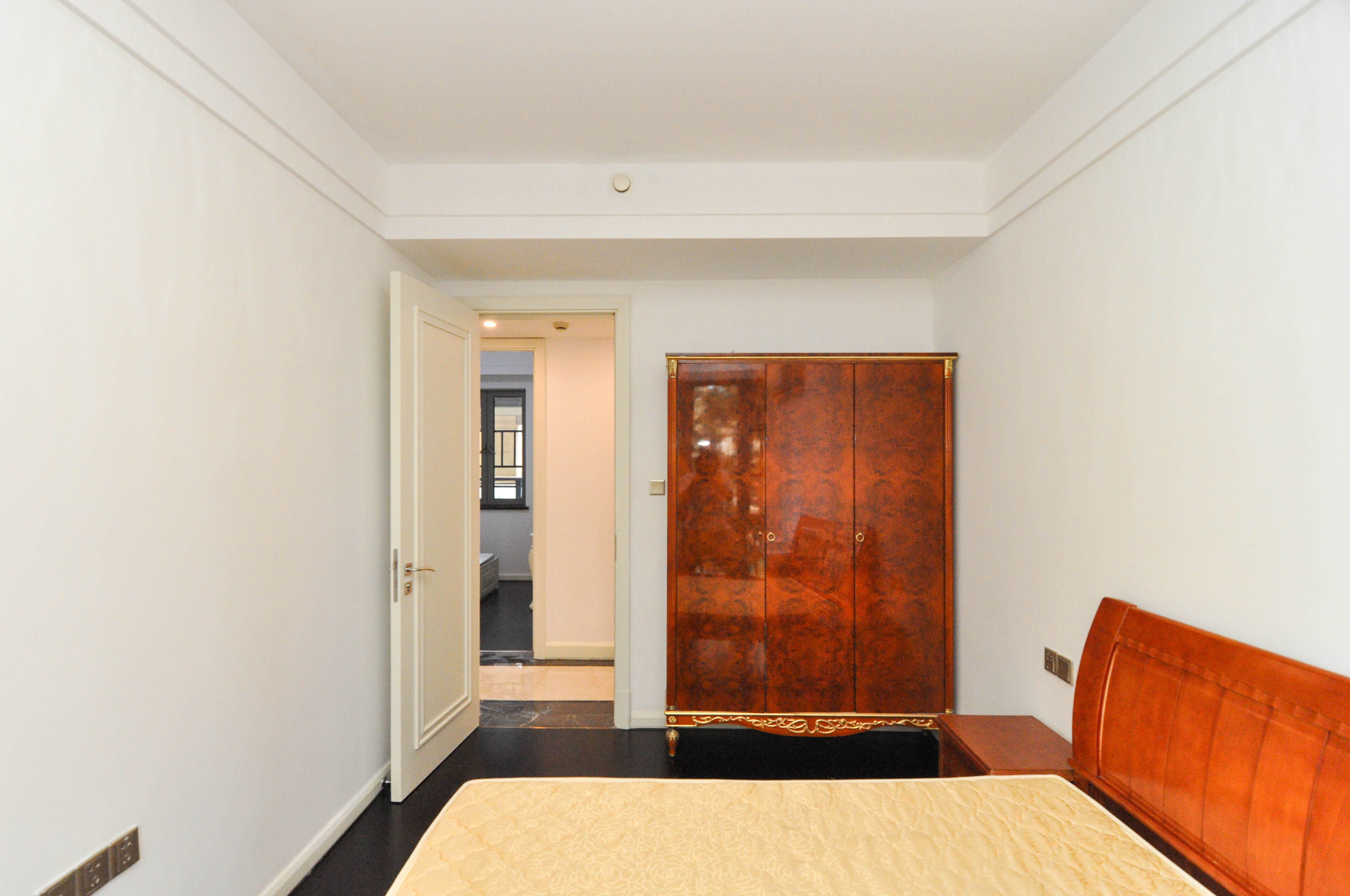 梅溪湖金茂府（金茂广场）（金茂览秀城）  3室2厅2卫    237.8万其他