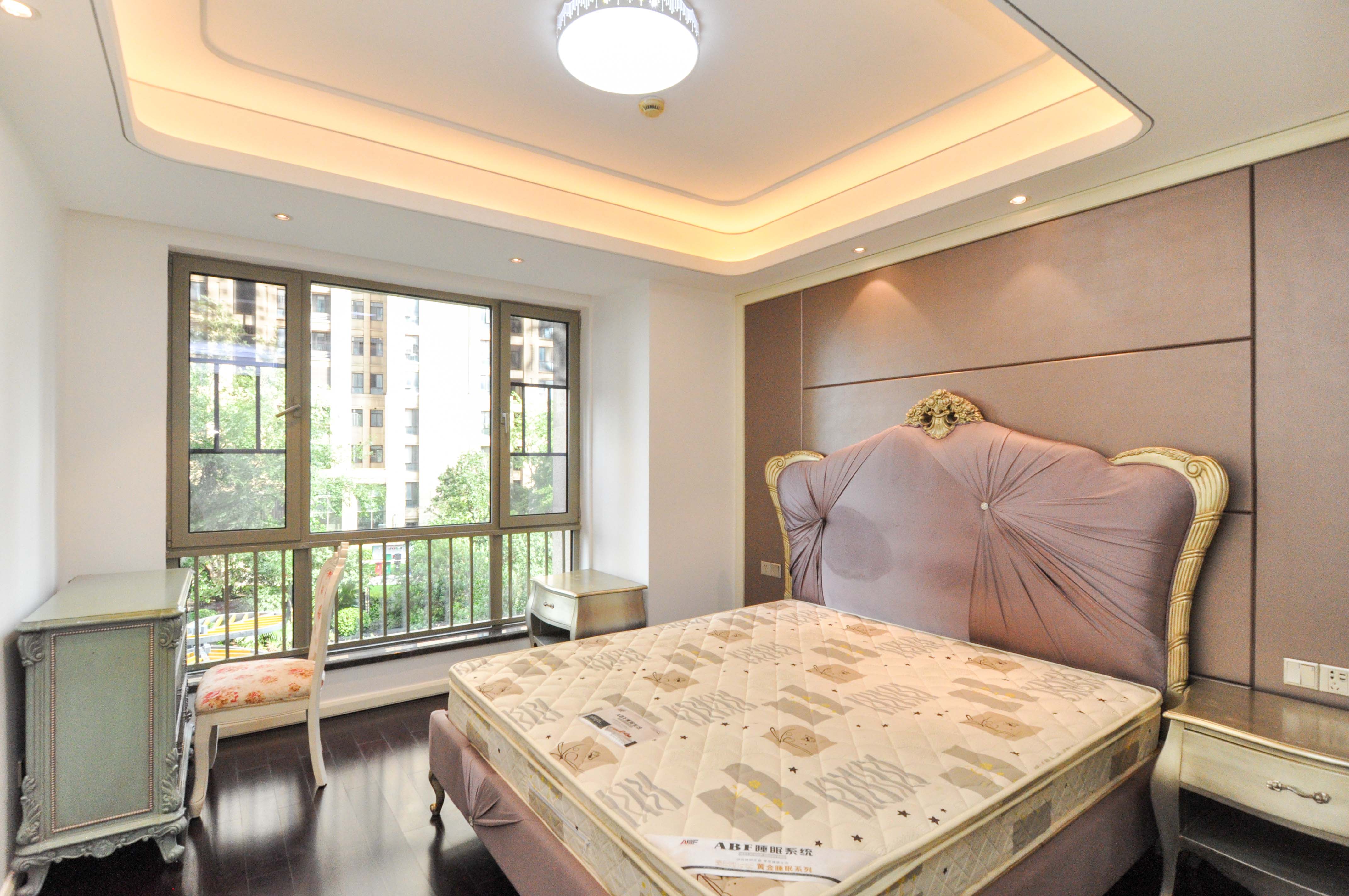 梅溪湖金茂府（金茂广场）（金茂览秀城）  3室2厅2卫    237.8万卧室