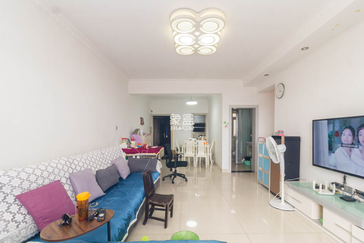 博雅湘水湾  2室2厅1卫    49.8万 博雅湘水湾  2室2厅1卫    49.8万客厅