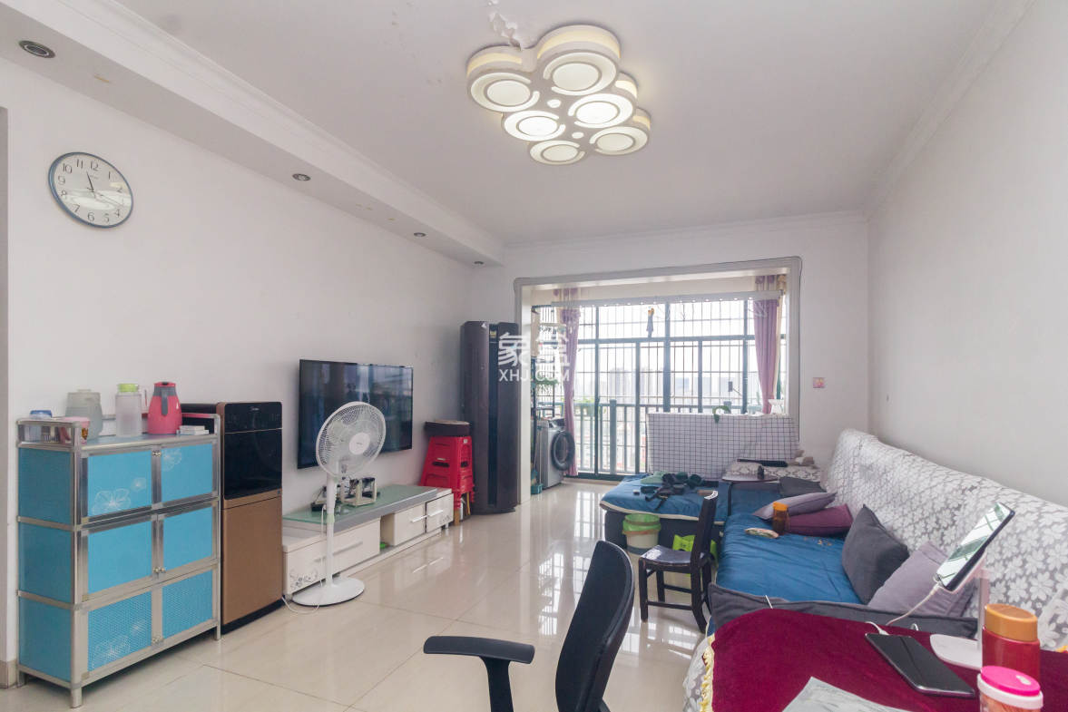 博雅湘水湾  2室2厅1卫    49.8万 博雅湘水湾  2室2厅1卫    49.8万客厅