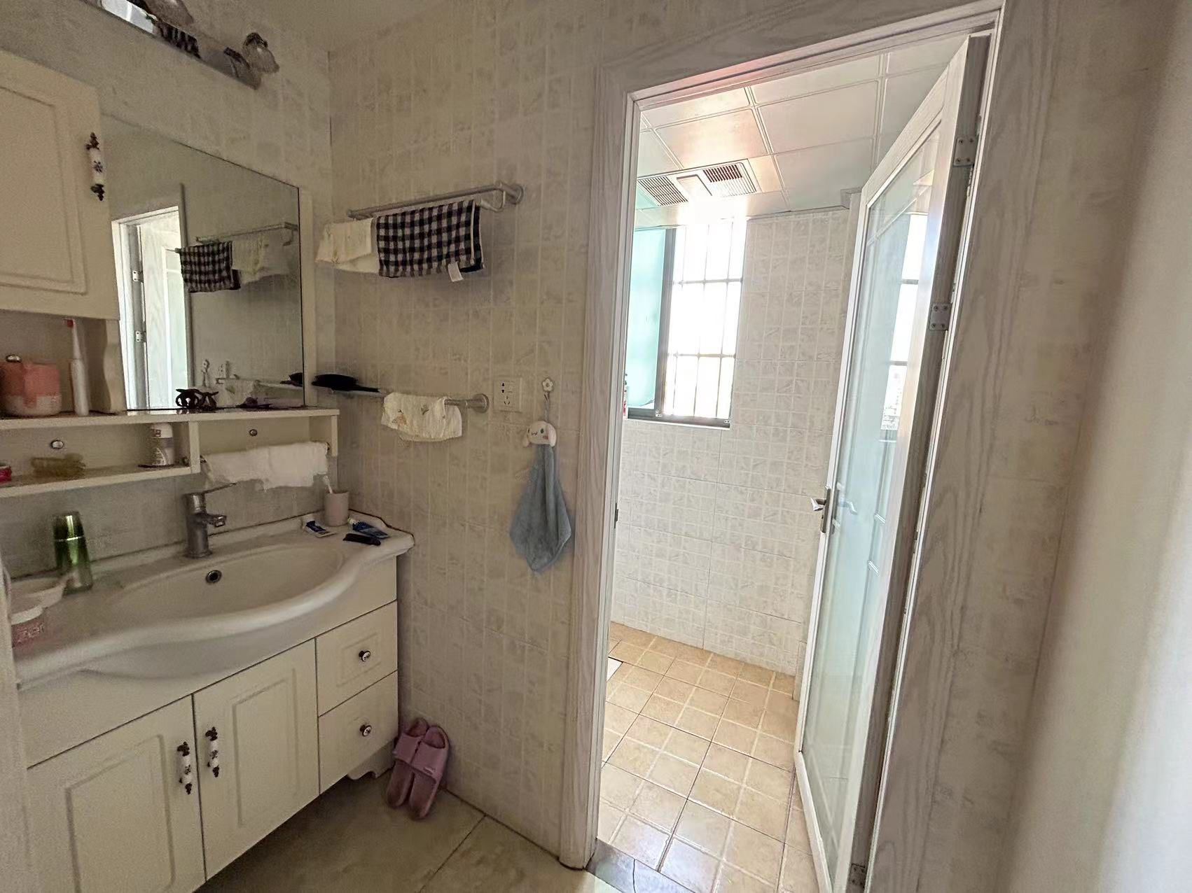 锦玉华庭新华东路1188号 3室2厅1卫 89.0万 锦玉华庭新华东路1188号 3室2厅1卫 89.0万室内图