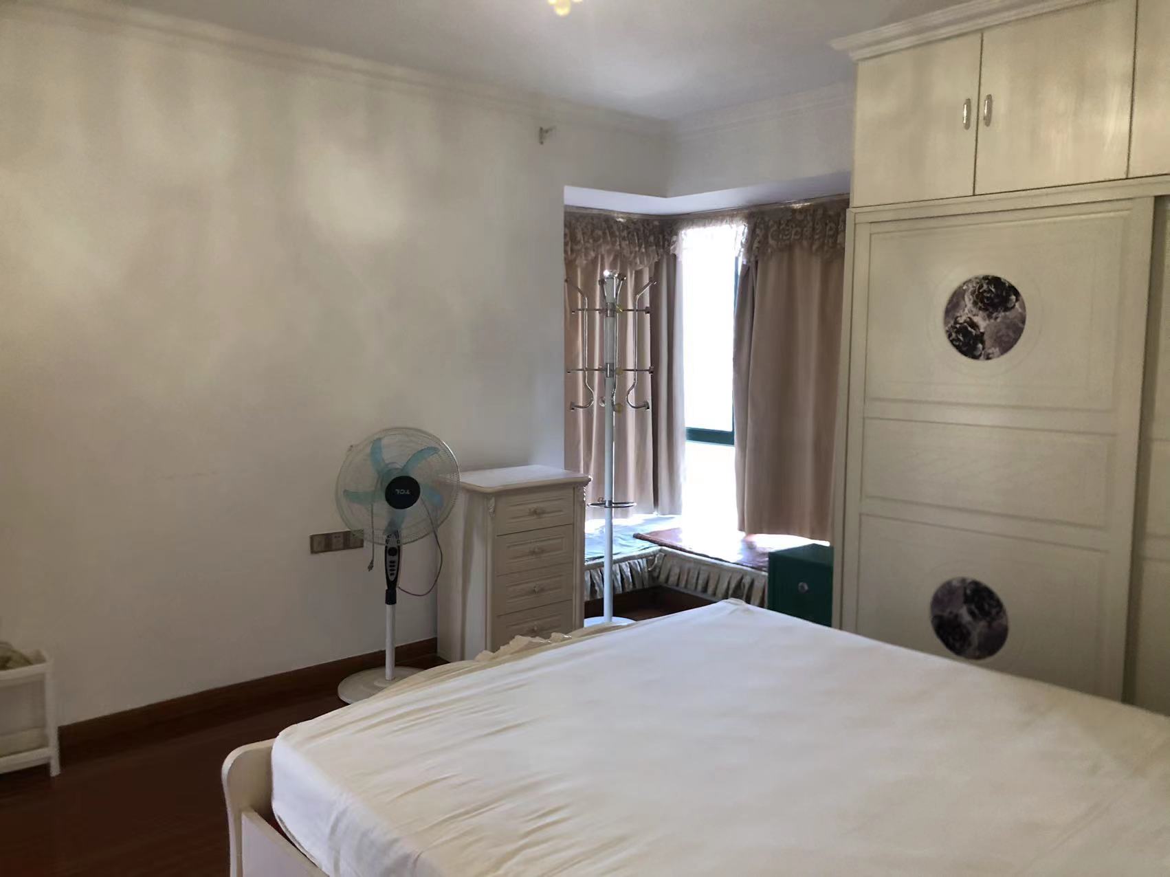 天鹅湖1号 4室2厅2卫 85.0万 天鹅湖1号 4室2厅2卫 85.0万室内图