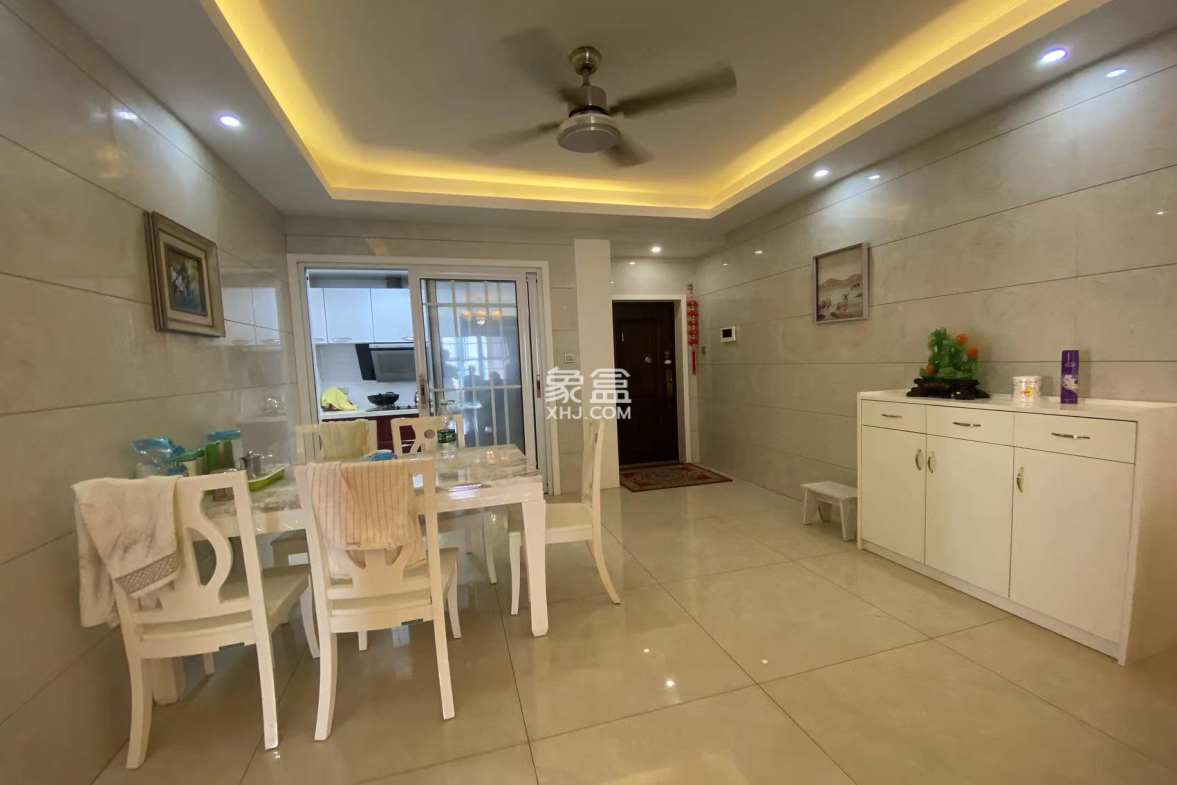 中泰财富湘江 3室2厅1卫 78.0万 中泰财富湘江 3室2厅1卫 78.0万室内图