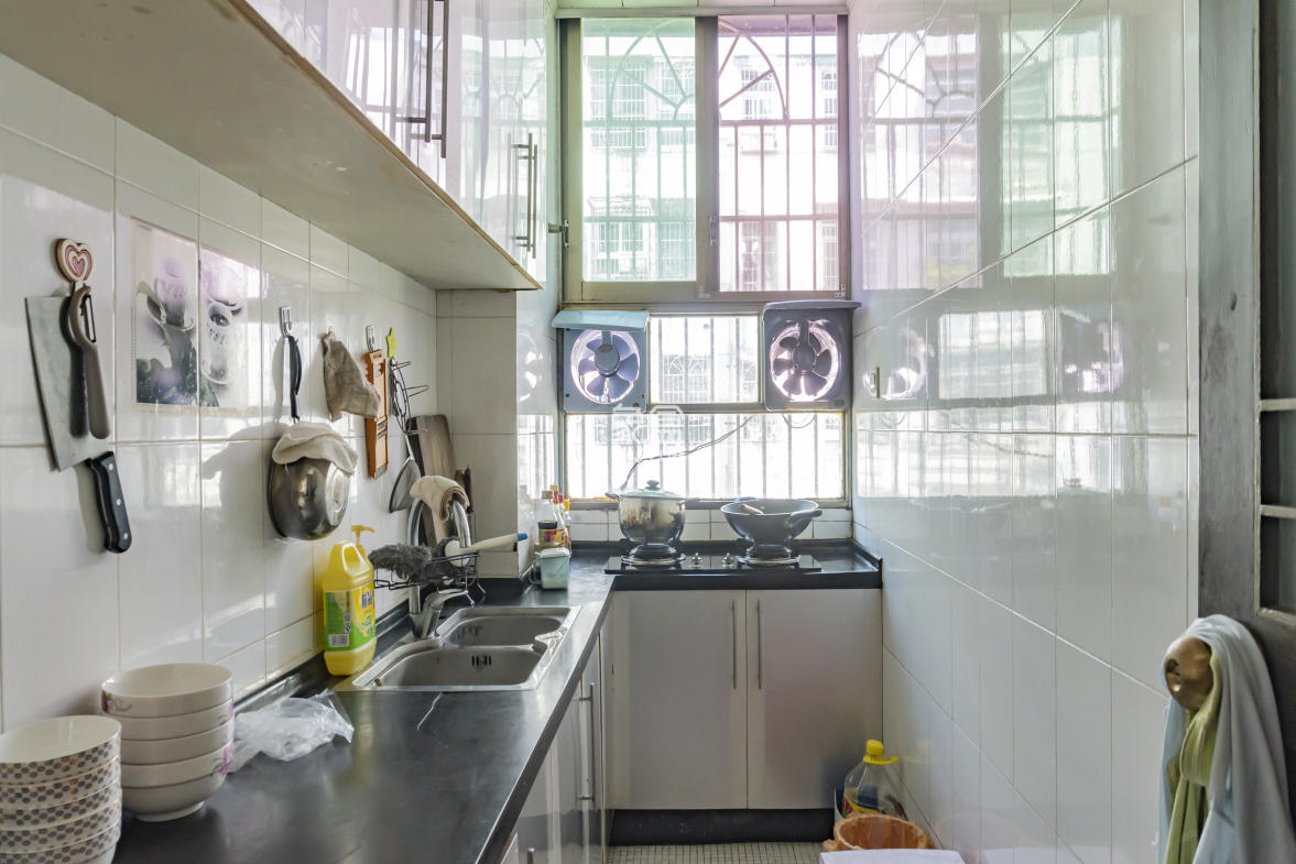 银竹苑小区  3室2厅1卫   42.80万 银竹苑小区  3室2厅1卫   42.80万室内图