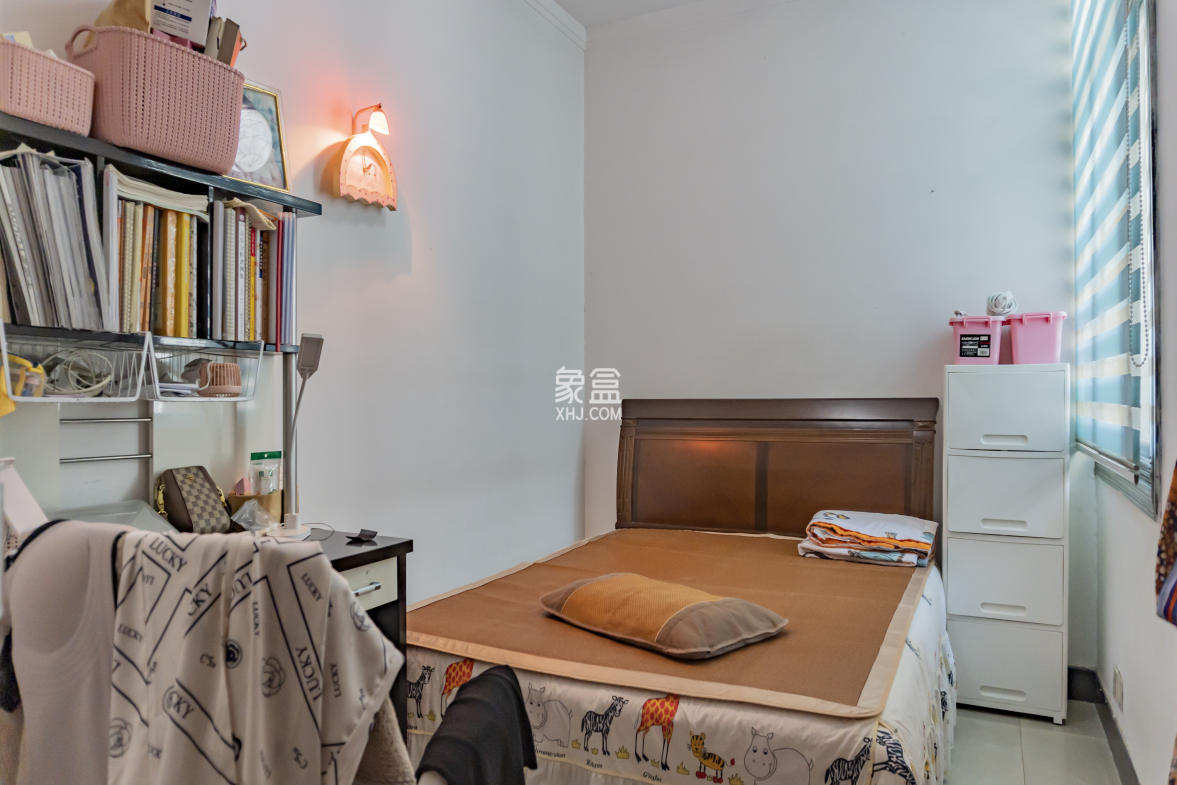 银竹苑小区  3室2厅1卫   42.80万 银竹苑小区  3室2厅1卫   42.80万室内图