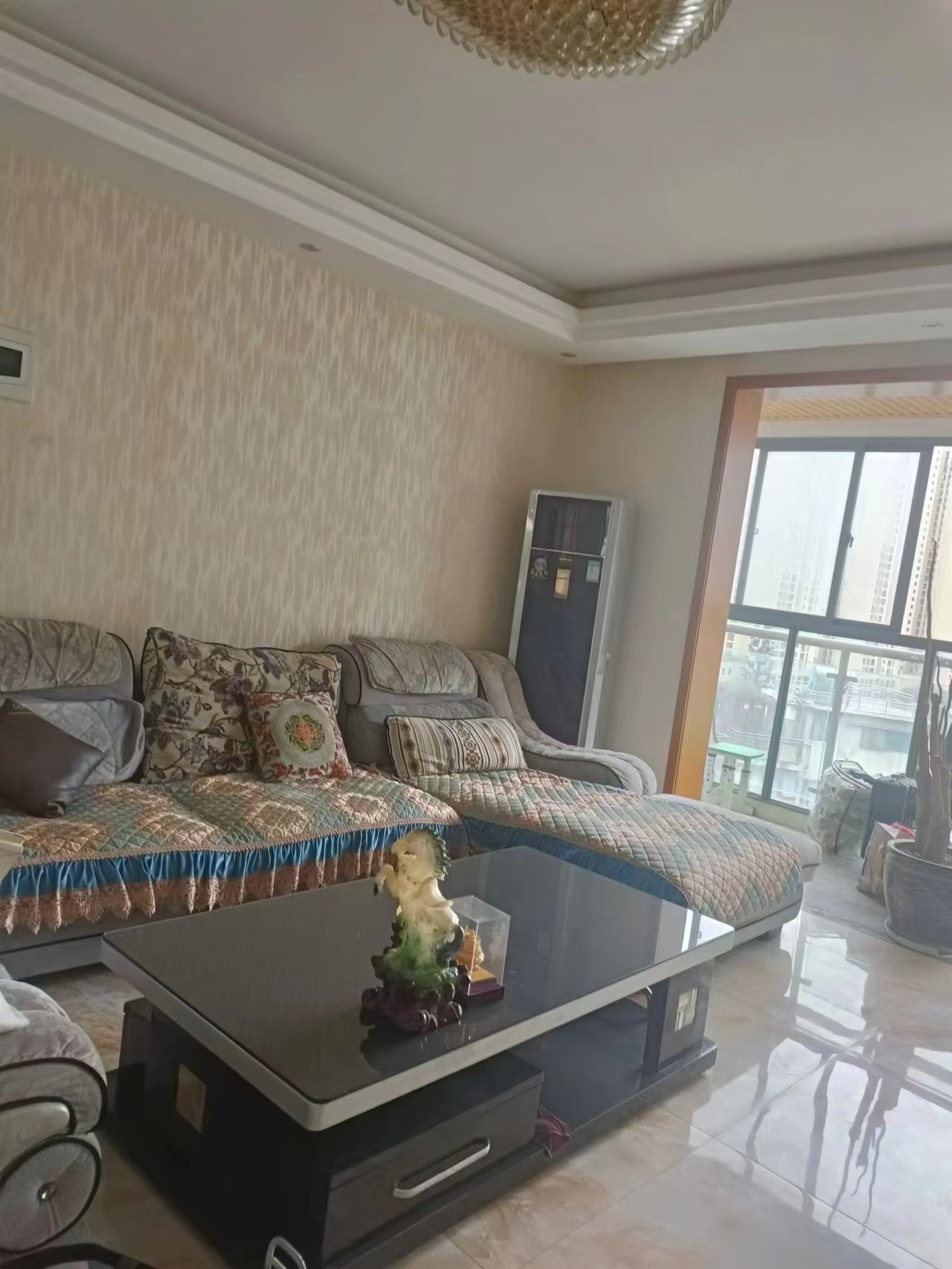 远大生态风景  3室2厅2卫   2600.00元/月室内图