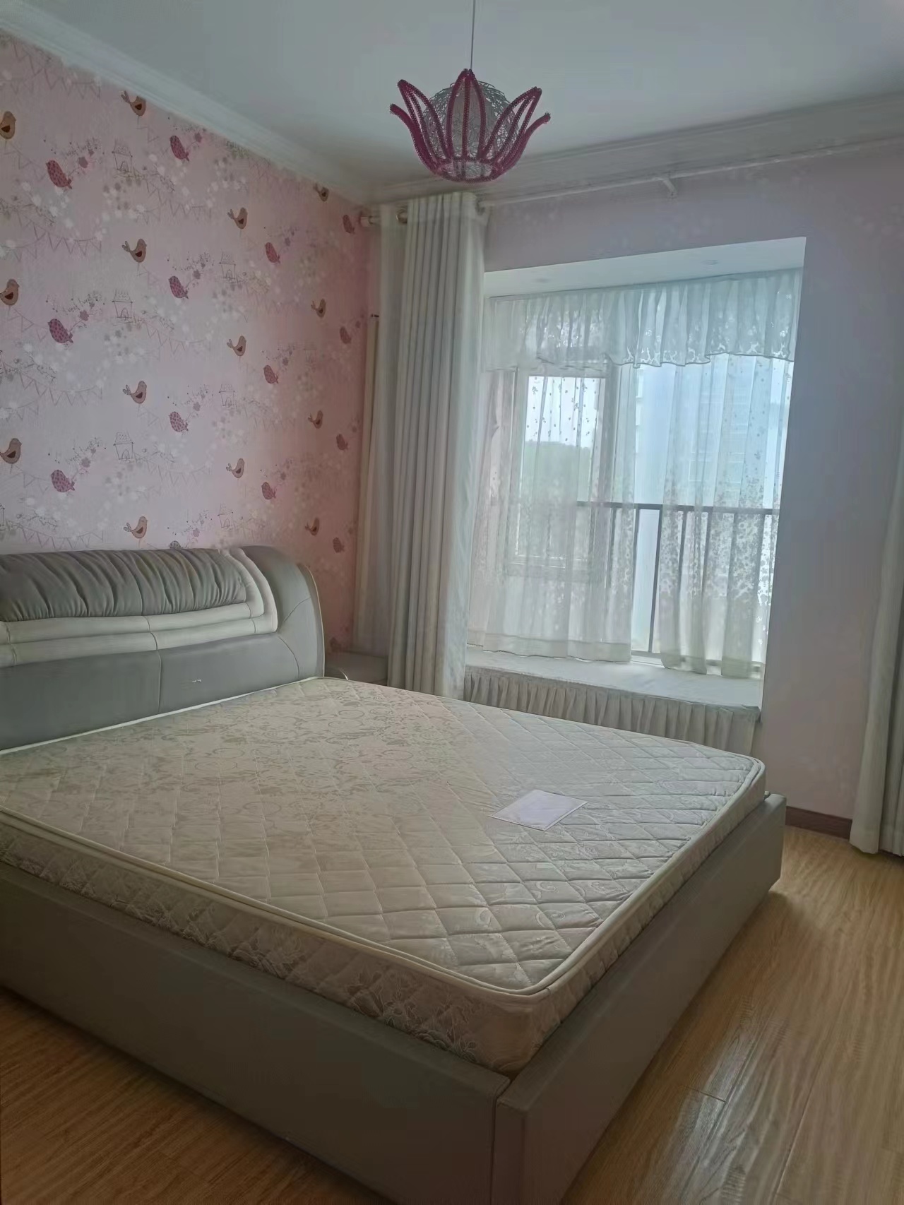 远大生态风景  3室2厅2卫   2600.00元/月室内图