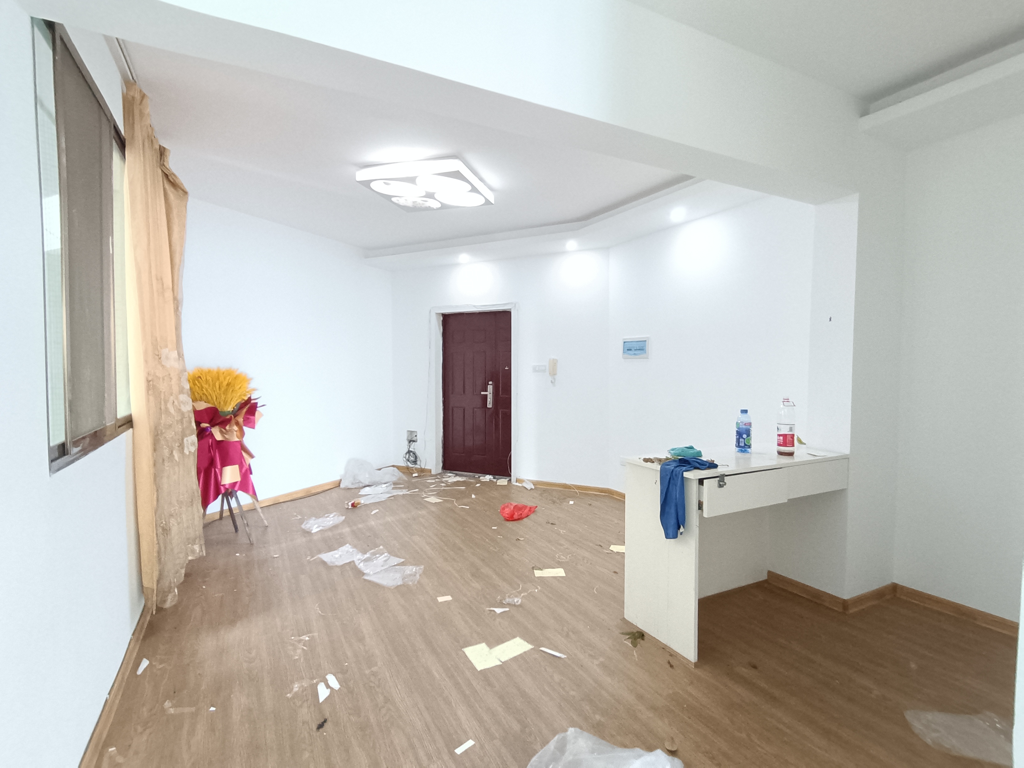 华亿明珠  0室0厅0卫   2700.00元/月室内图