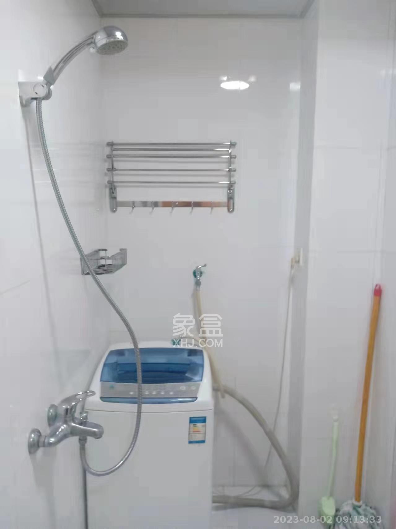万象新天  1室1厅1卫   4500.00元/月室内图