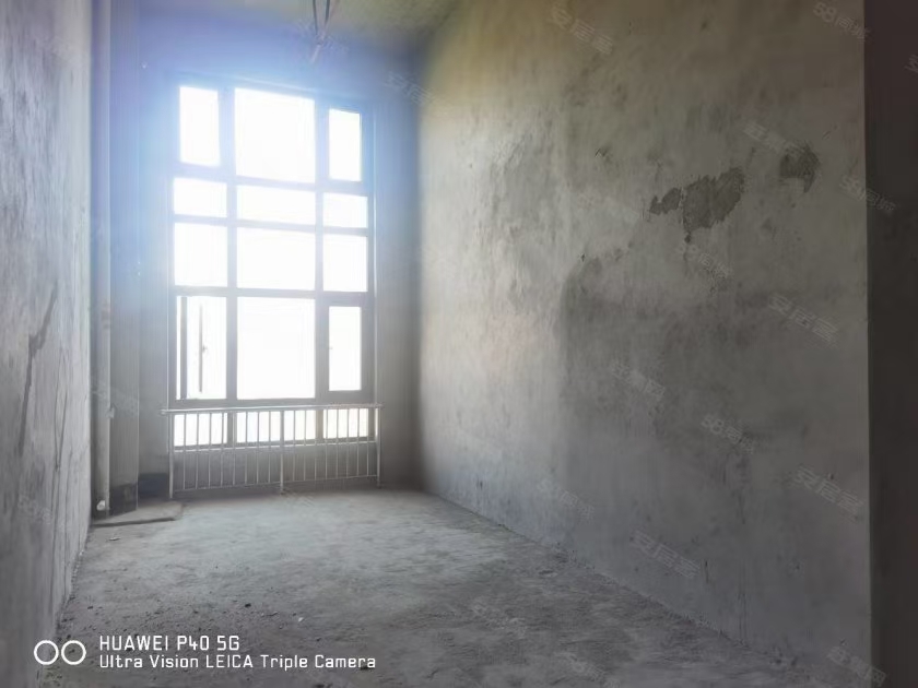 恒大滨河左岸  1室1厅1卫   1500.00元/月室内图