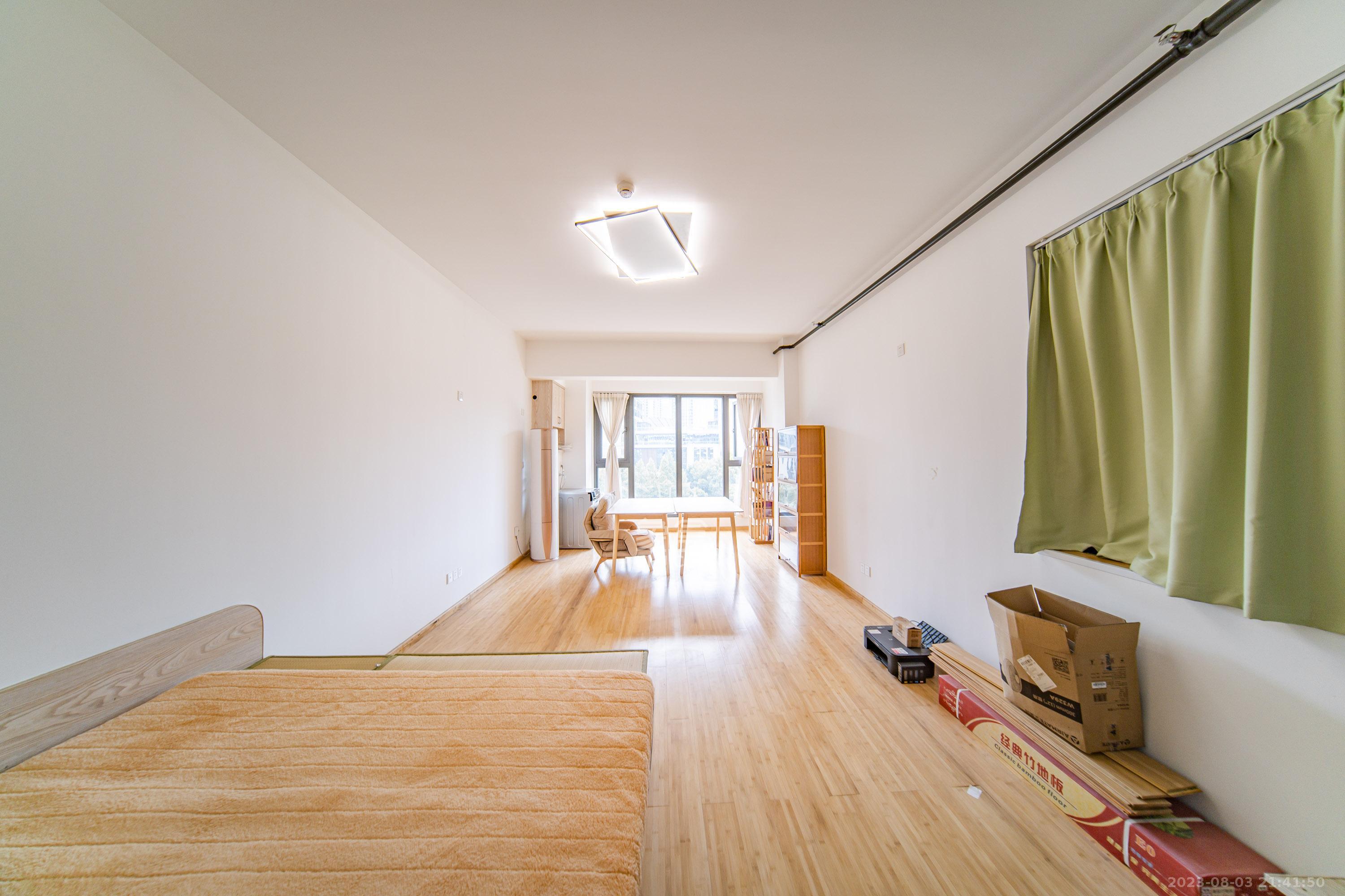 富力十号  1室1厅1卫   2000.00元/月室内图1