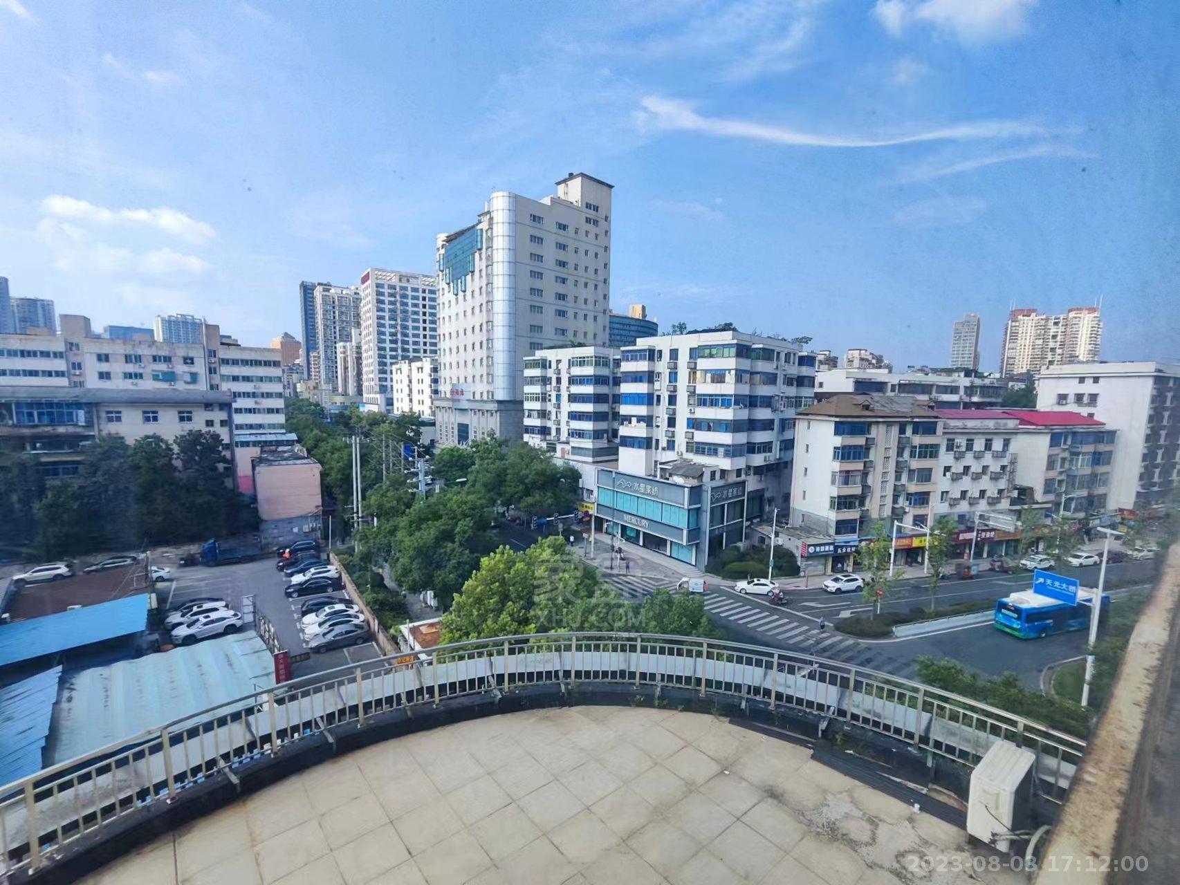 佳诚时代广场  4室2厅2卫   3800.00元/月室内图