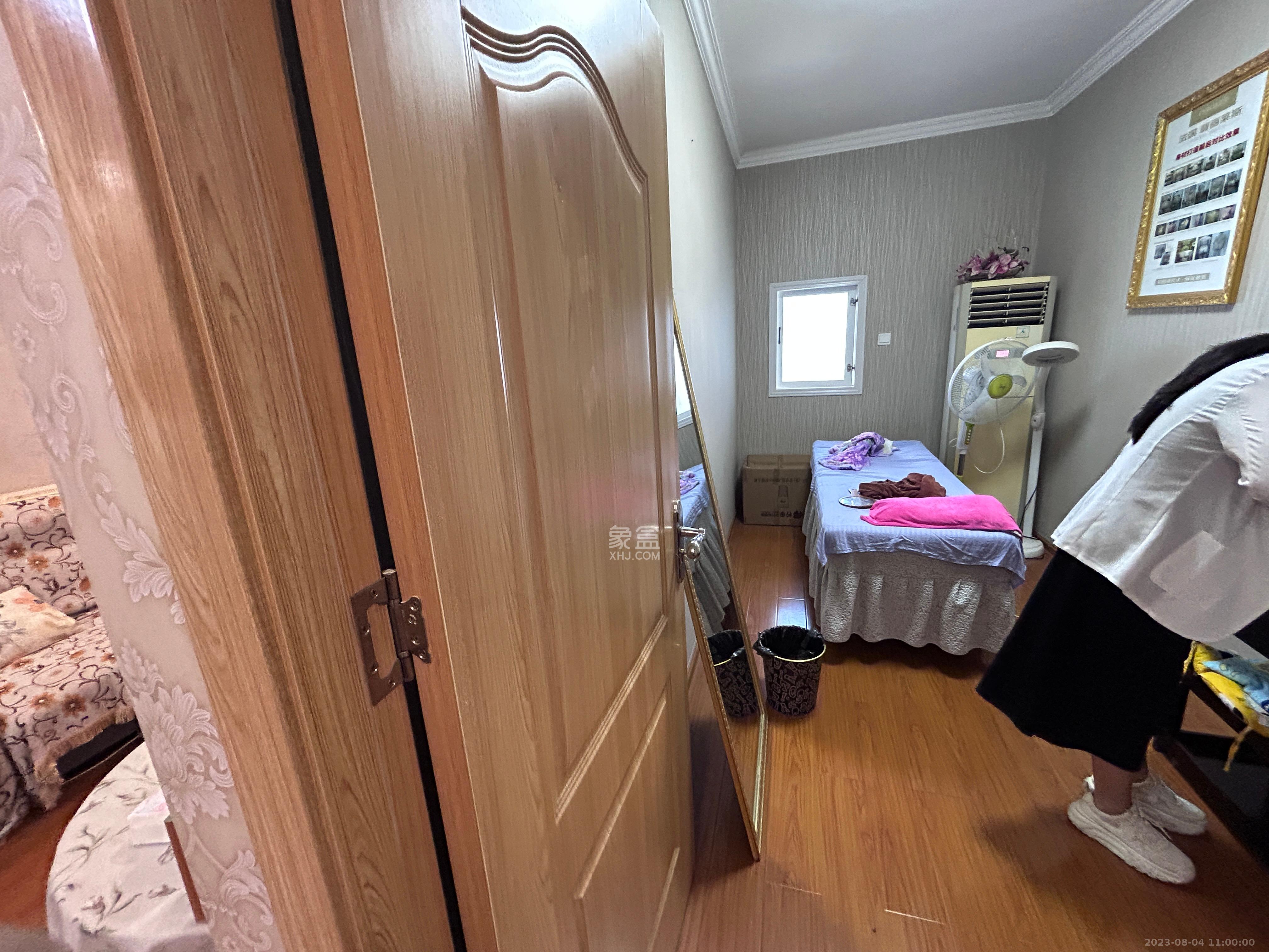 至雅大厦  5室1厅2卫   6500.00元/月室内图