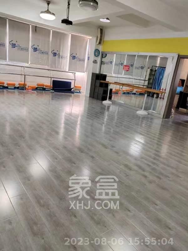 翡翠林居  6室2厅3卫   13300.00元/月室内图