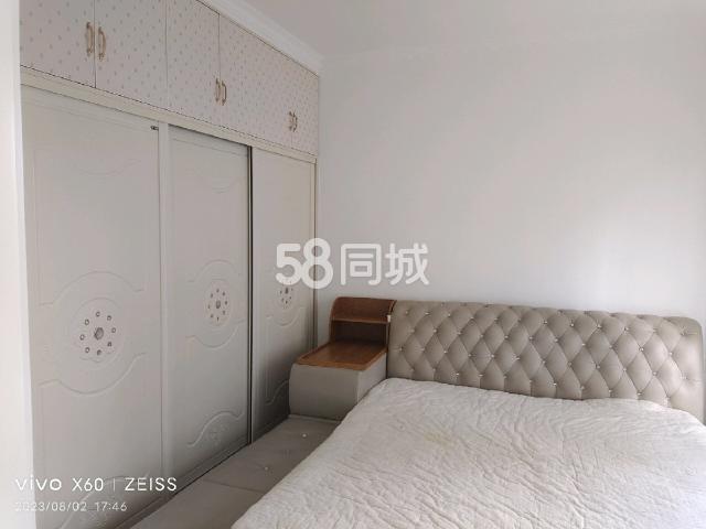 枫桥尚城  3室2厅1卫   1800.00元/月室内图