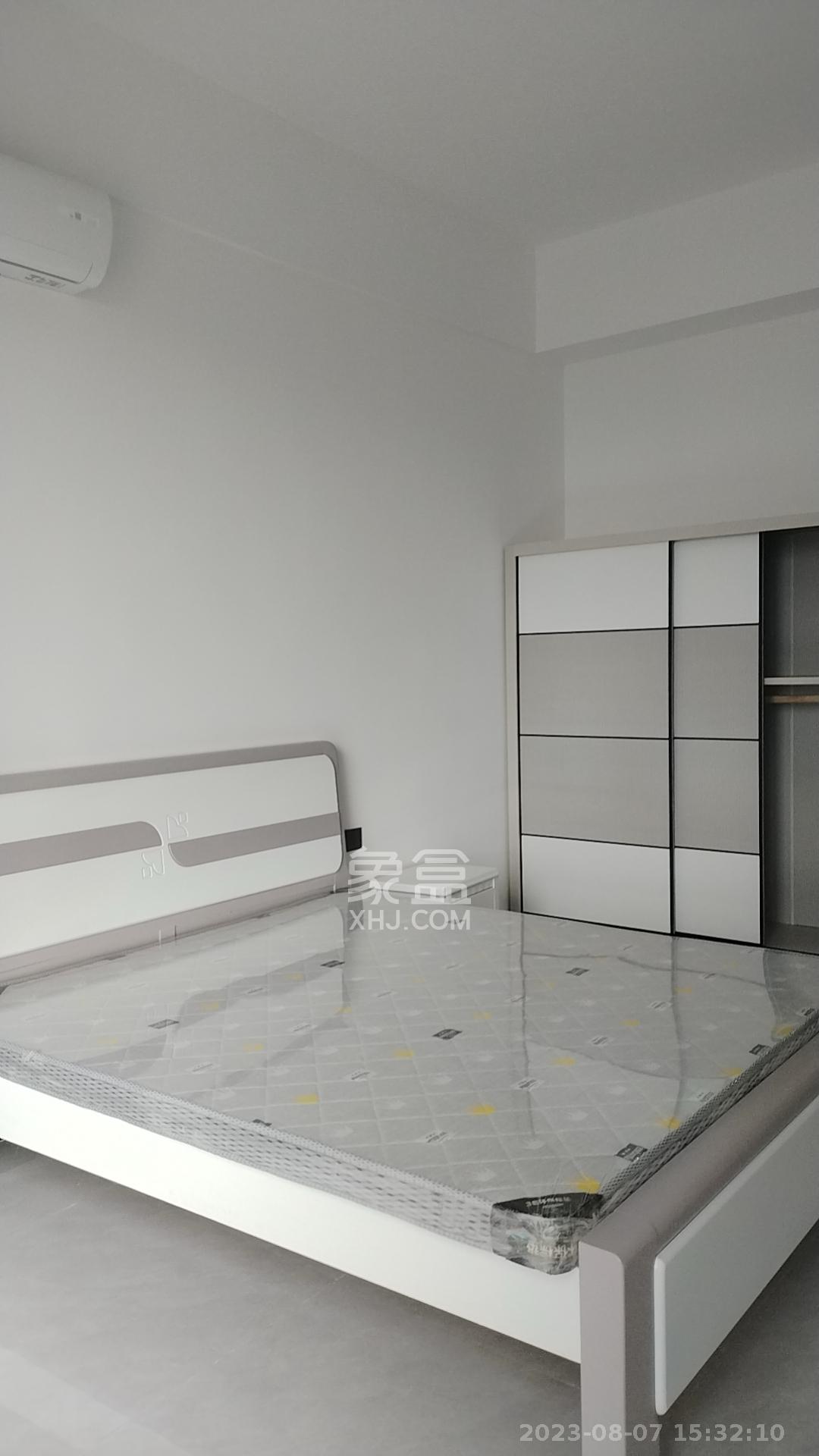 长龙湾  1室1厅1卫   1200.00元/月室内图