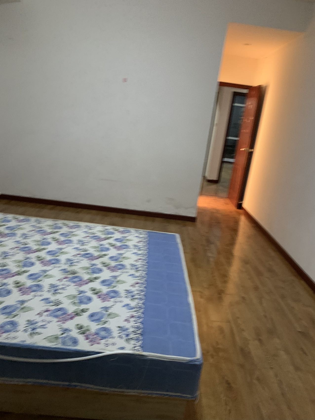 兴华嘉天下  3室2厅2卫   3800.00元/月室内图