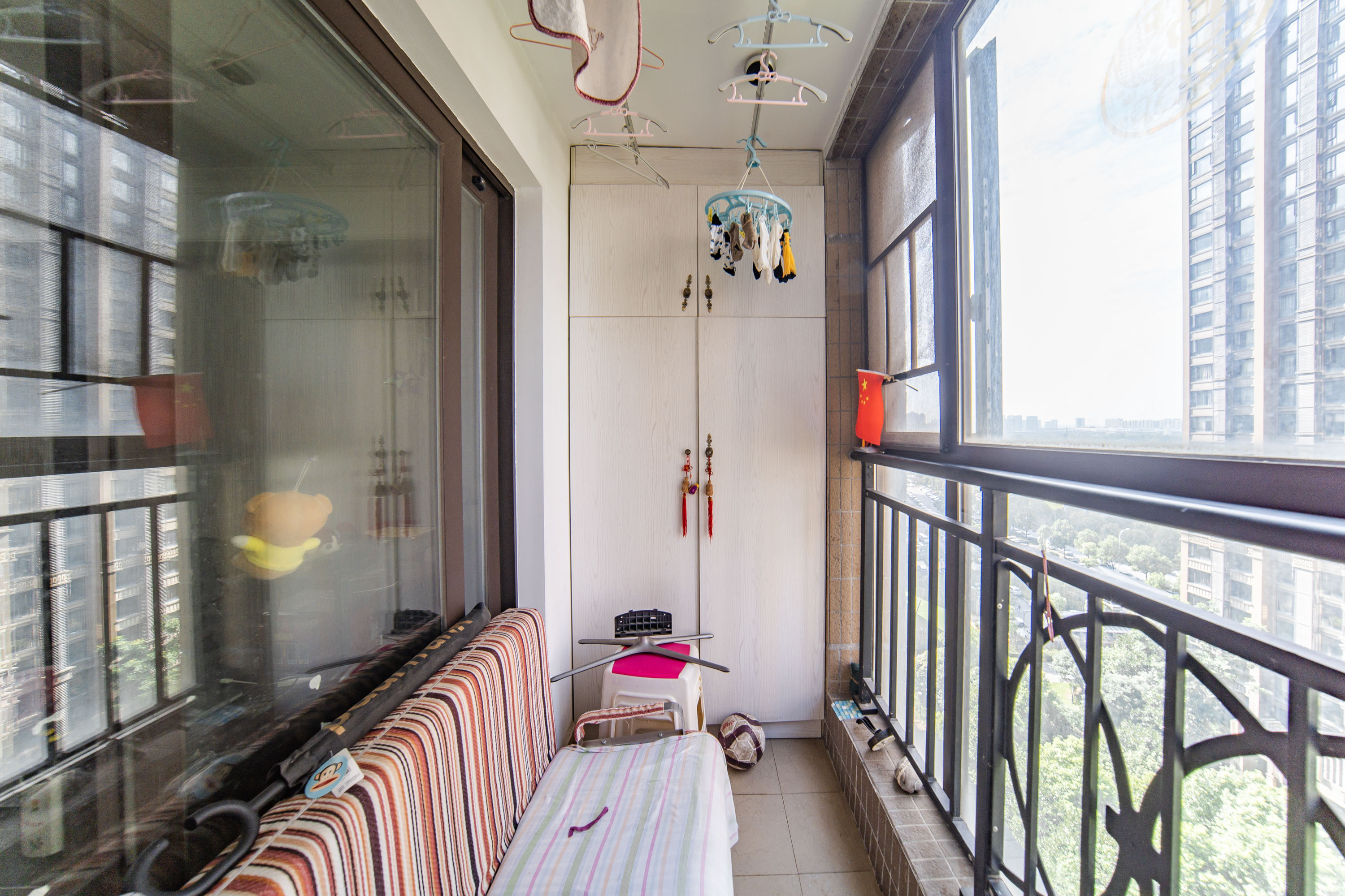 中海国际一期  3室2厅1卫    83.0万其他