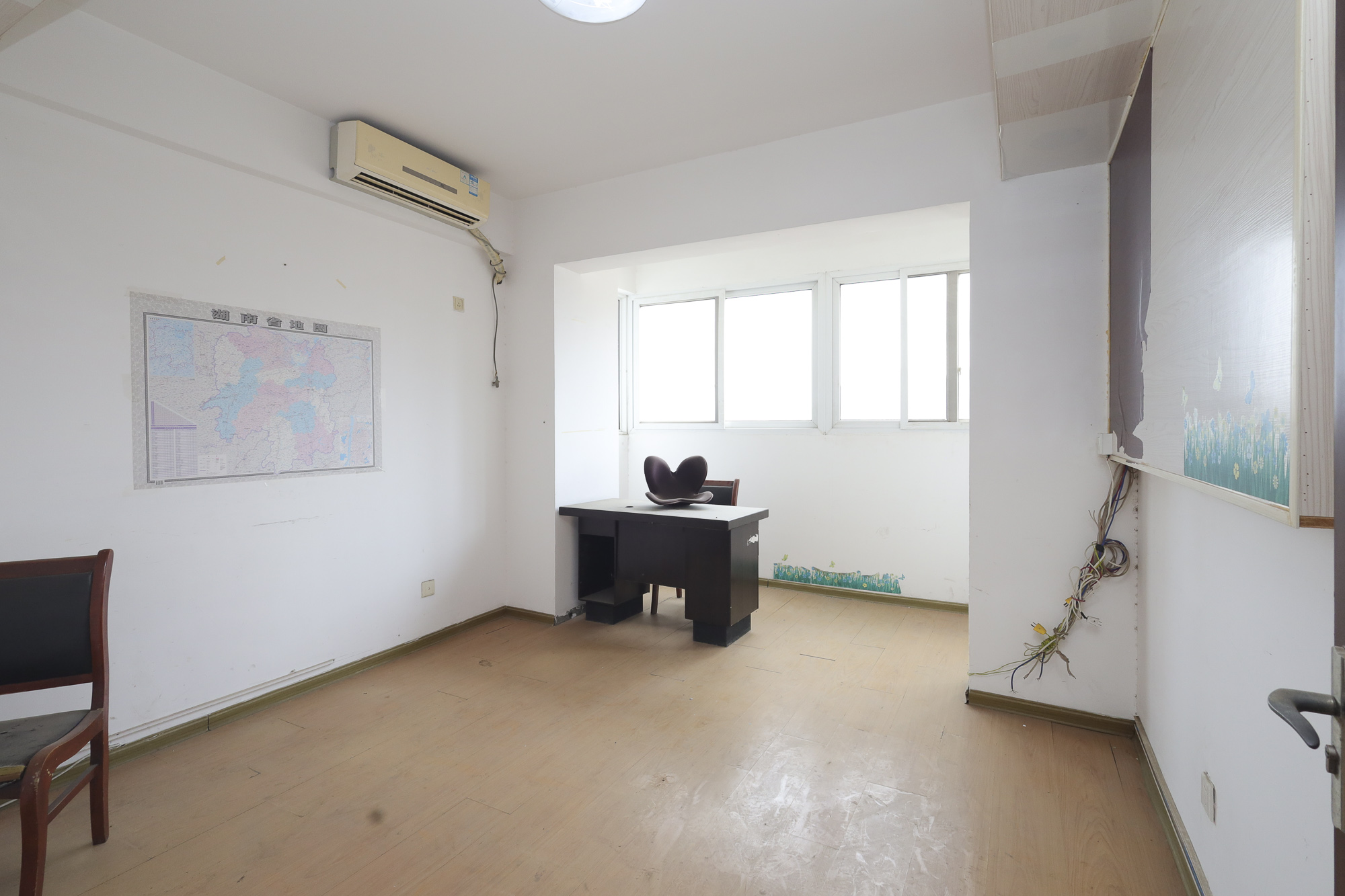 星蓝湾 4室2厅2卫 120.0万 星蓝湾 4室2厅2卫 120.0万卧室