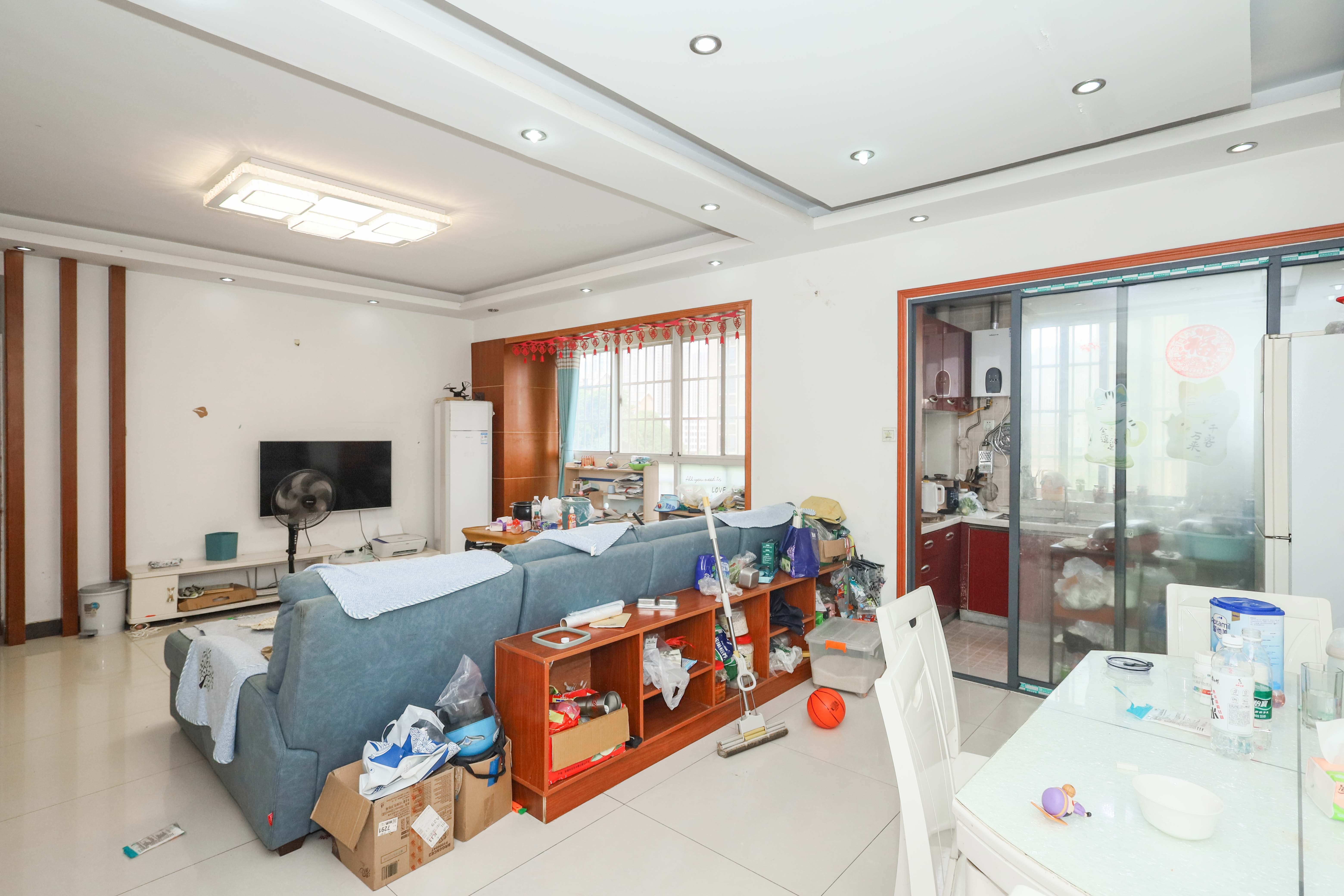 麓山润城  3室2厅2卫   122.00万