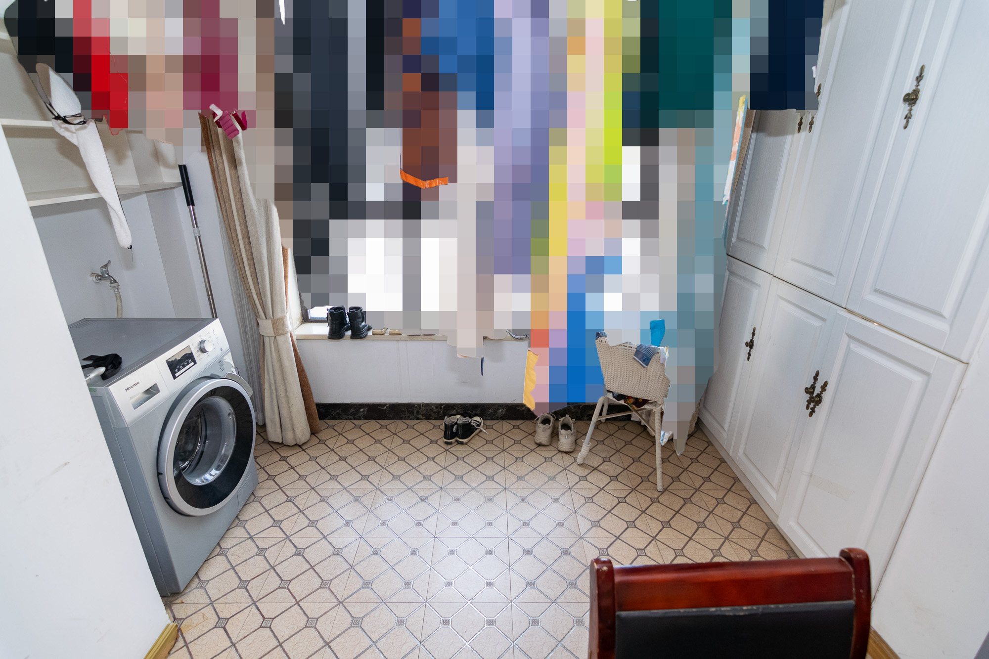 金地三千府(金地湖山樾、金地自在城) 3室2厅1卫 55.0万 金地三千府(金地湖山樾、金地自在城) 3室2厅1卫 55.0万阳台