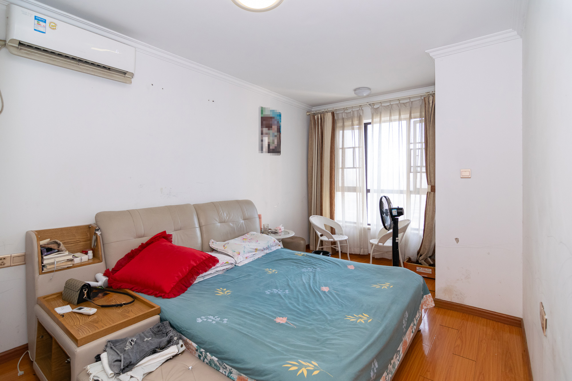 金地三千府(金地湖山樾、金地自在城) 3室2厅1卫 55.0万 金地三千府(金地湖山樾、金地自在城) 3室2厅1卫 55.0万卧室