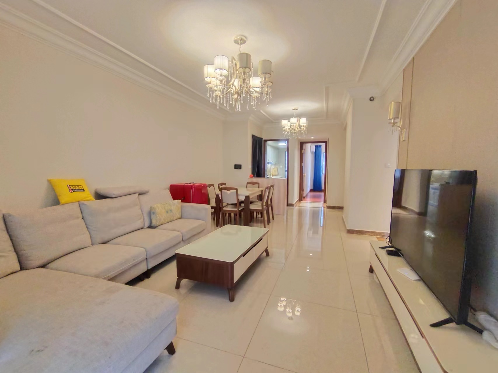 恒大华府 3室2厅2卫 88.0万 恒大华府 3室2厅2卫 88.0万室内图