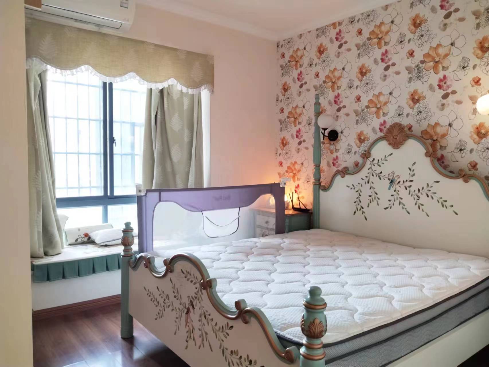 巨友中央公馆 3室2厅1卫 48.0万 巨友中央公馆 3室2厅1卫 48.0万客厅